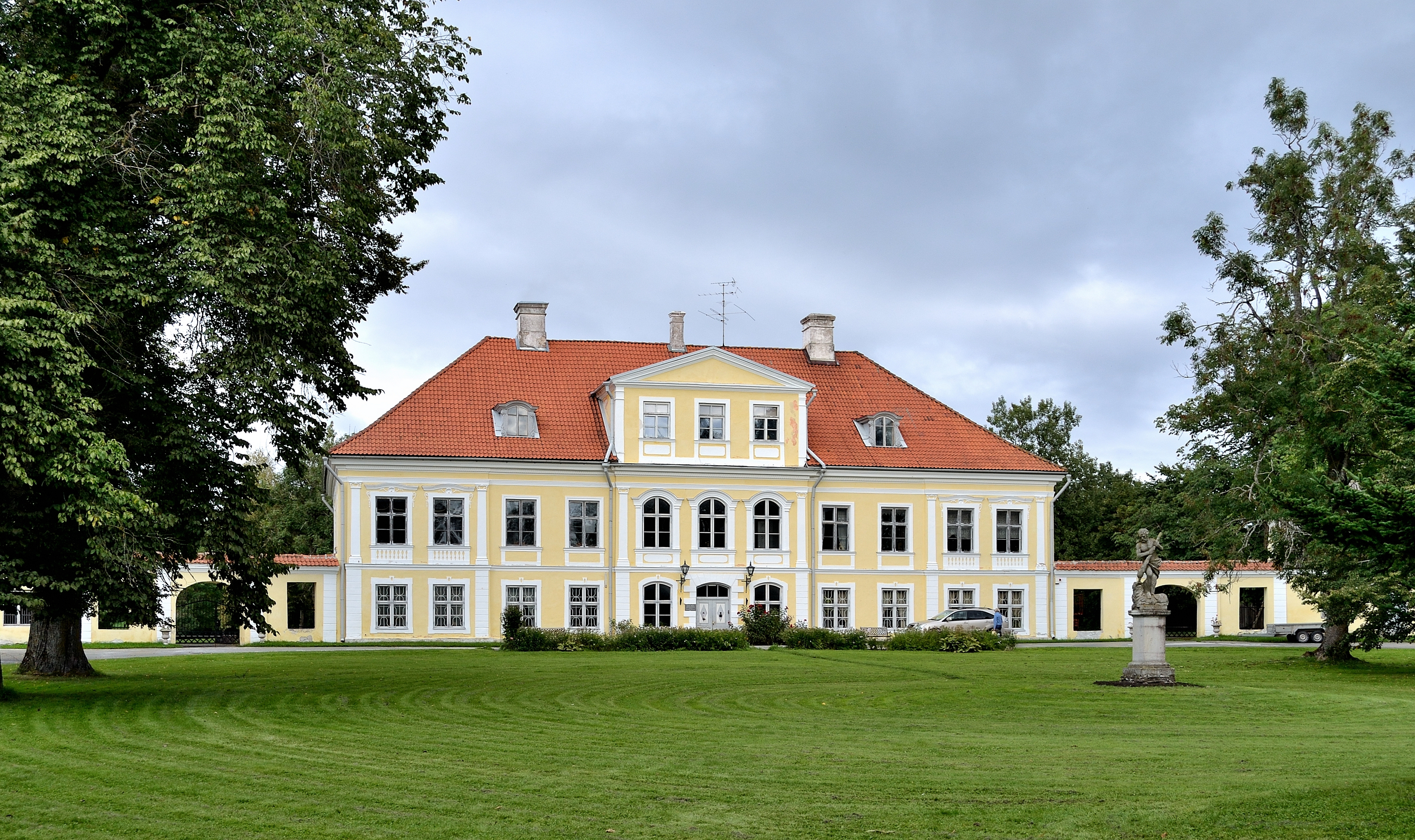 Saue mõisa peahoone, 18.saj (1)
