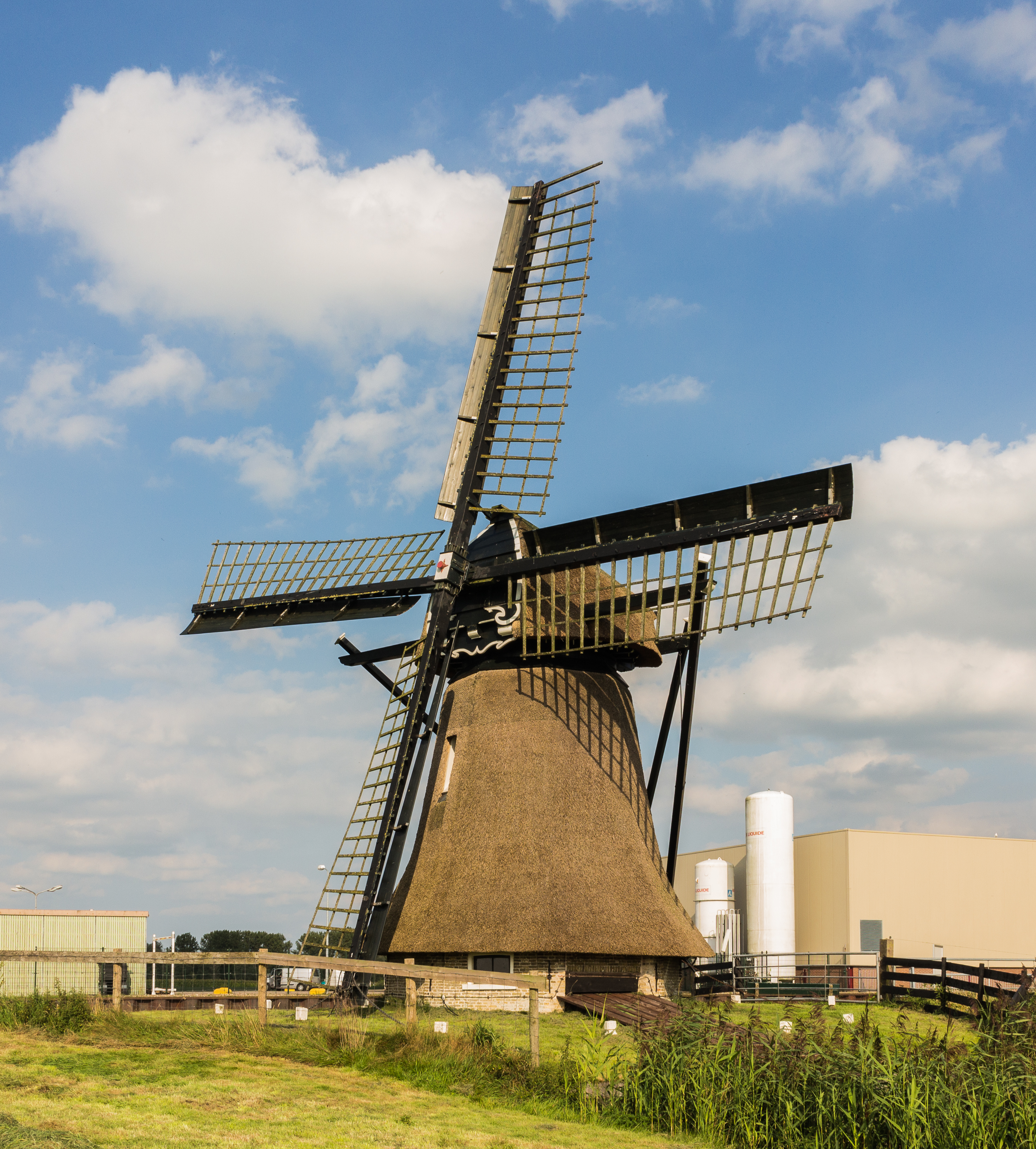 Scharsterbrug. Skarrenmolen bij Hollandiastraat 7 (Rijksmonument) 001