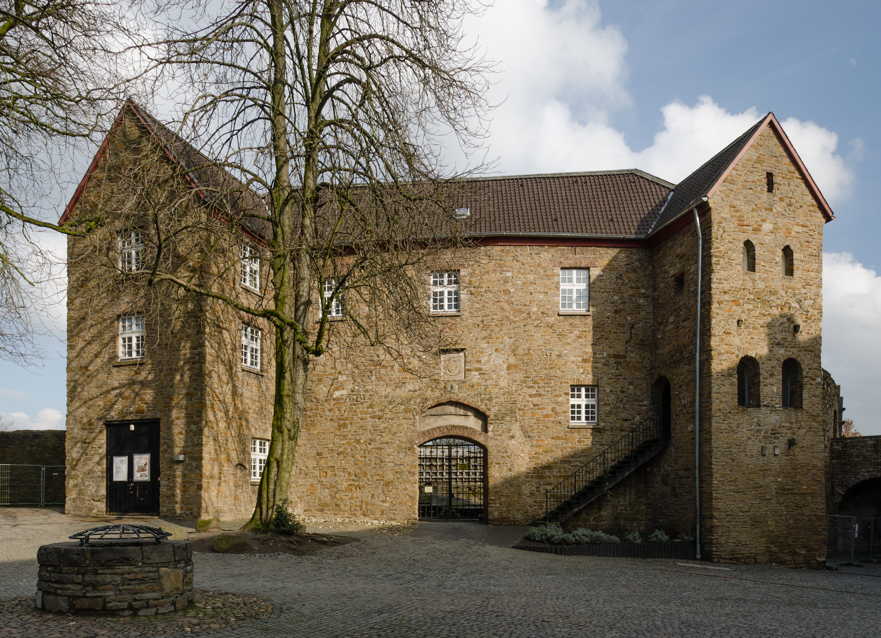 Schloss-Broich-2013-02