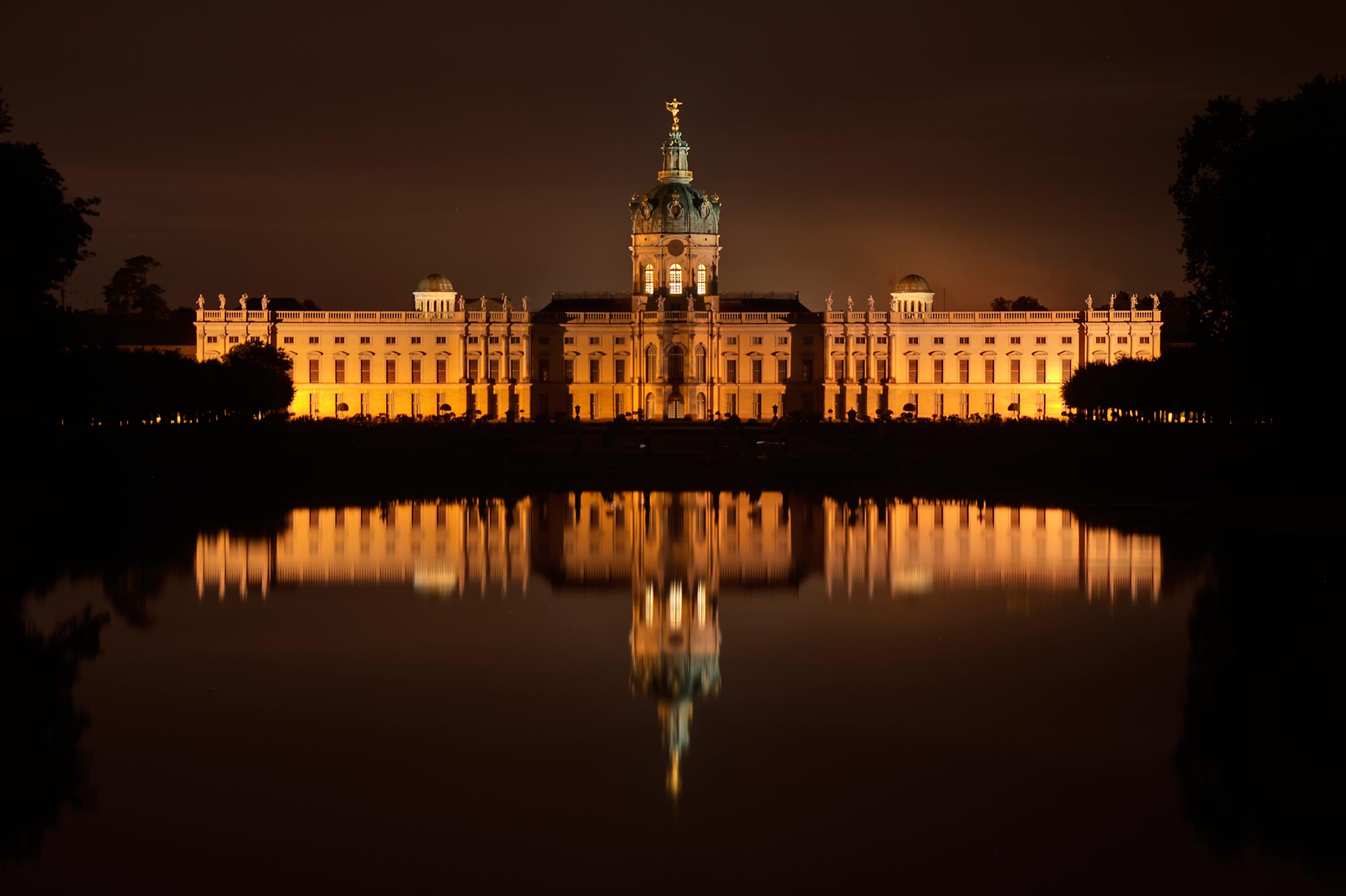 Schloss-Charlottenburg, Nordseite bei Nacht