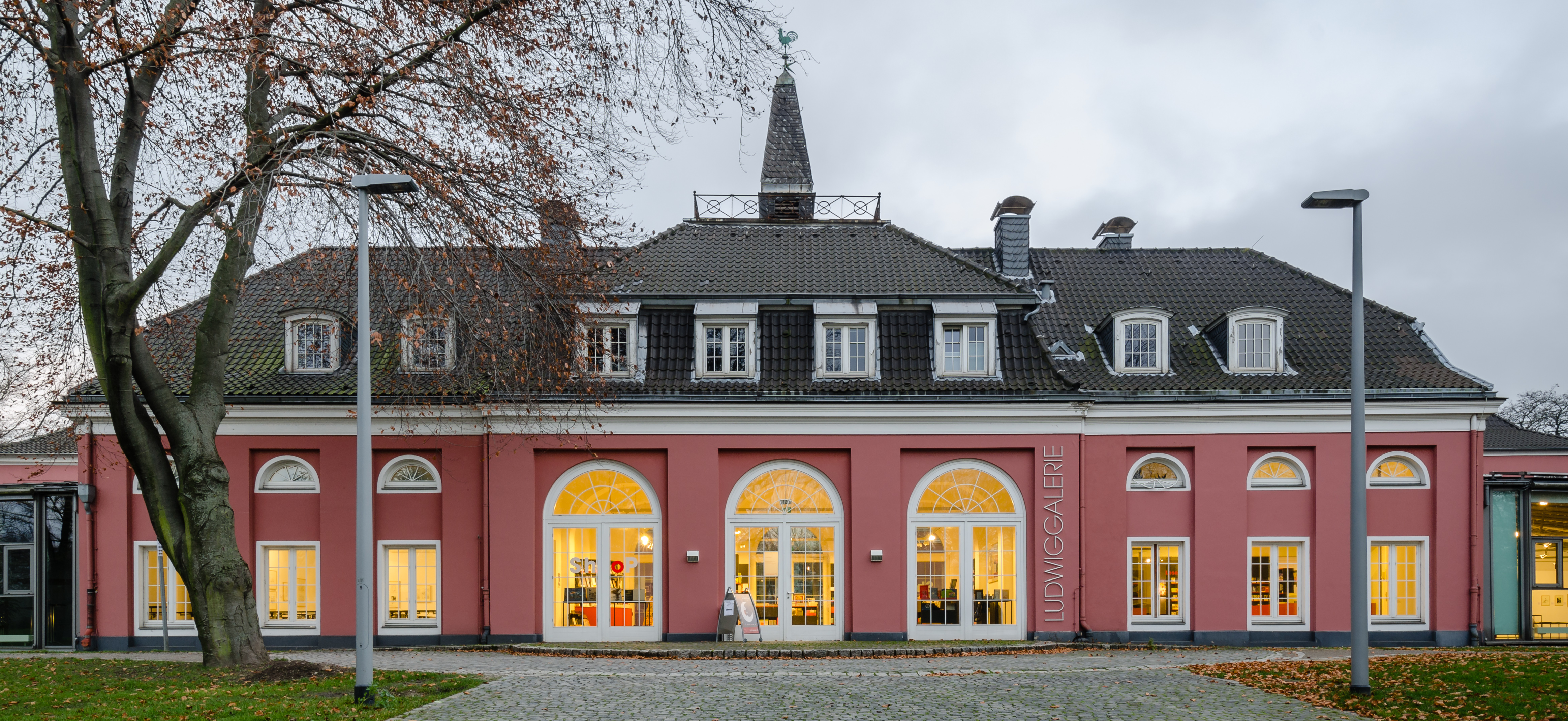 Schloss-Oberhausen-Rueckansicht-2012