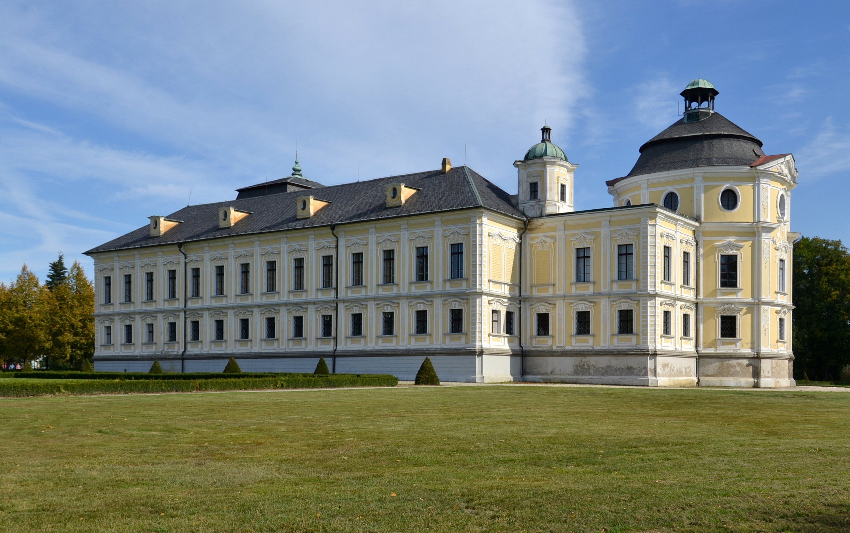 Schloss Deutsch Krawarn