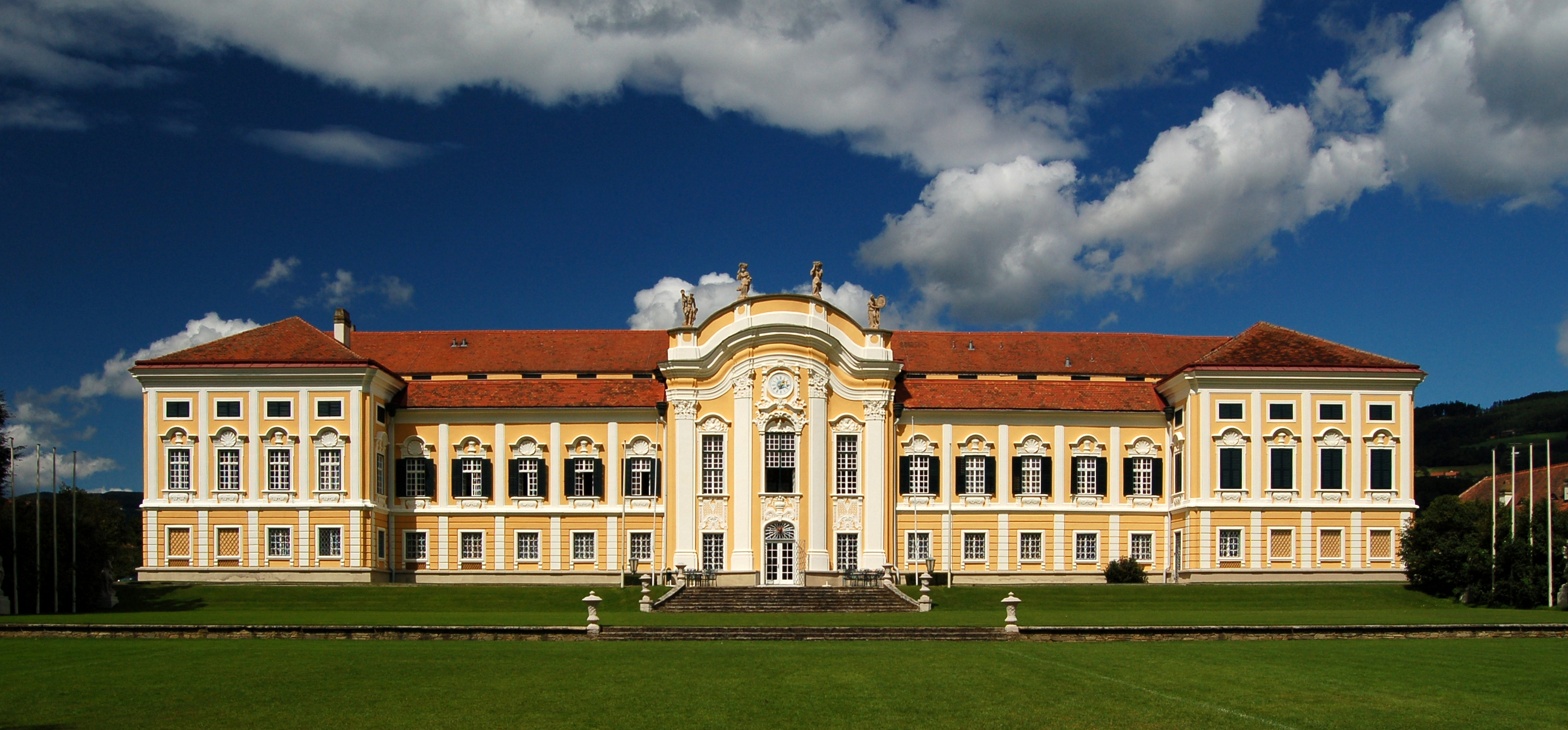 Schloss Schielleiten, south front