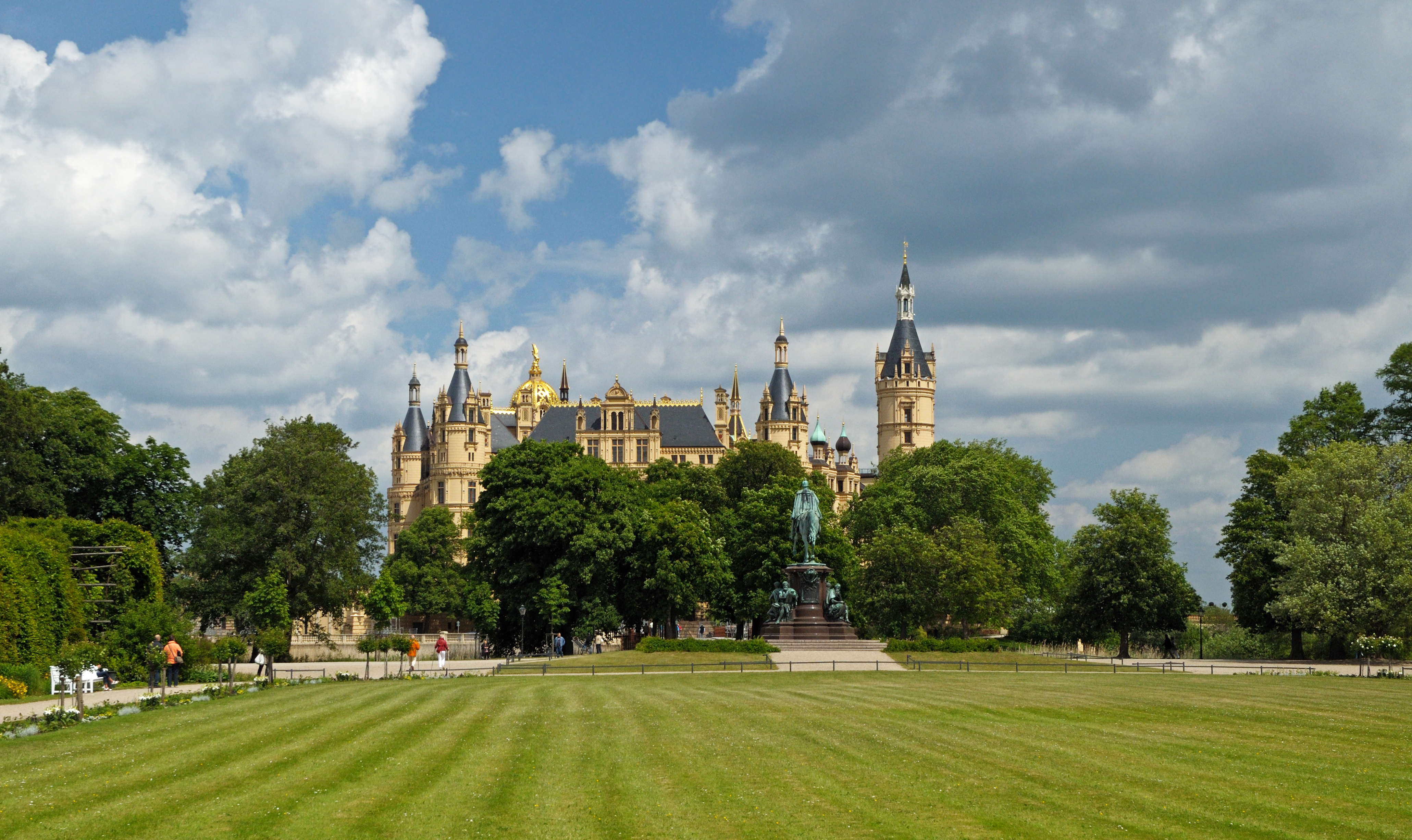 Schweriner Schloss. View from the south-west. Germany