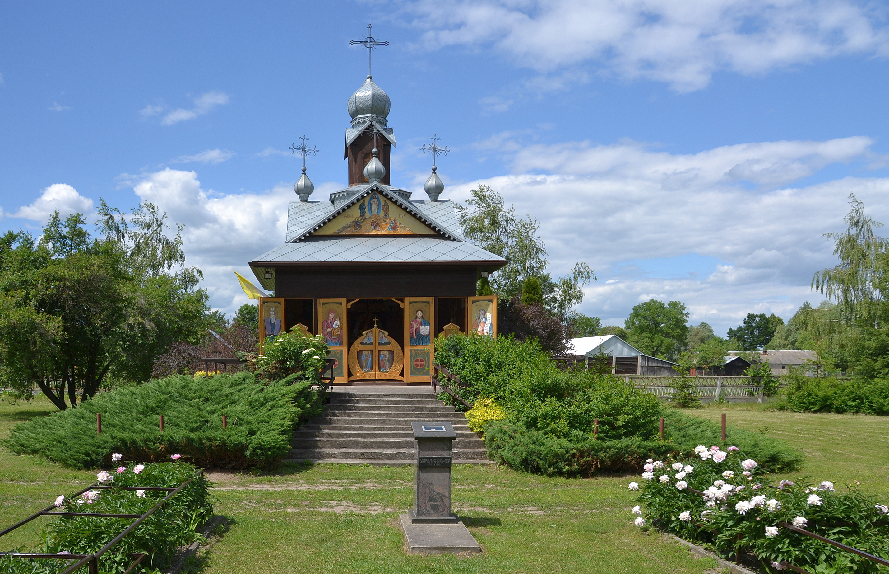 Shrine in Kostomłoty (Костомолоти), Poland