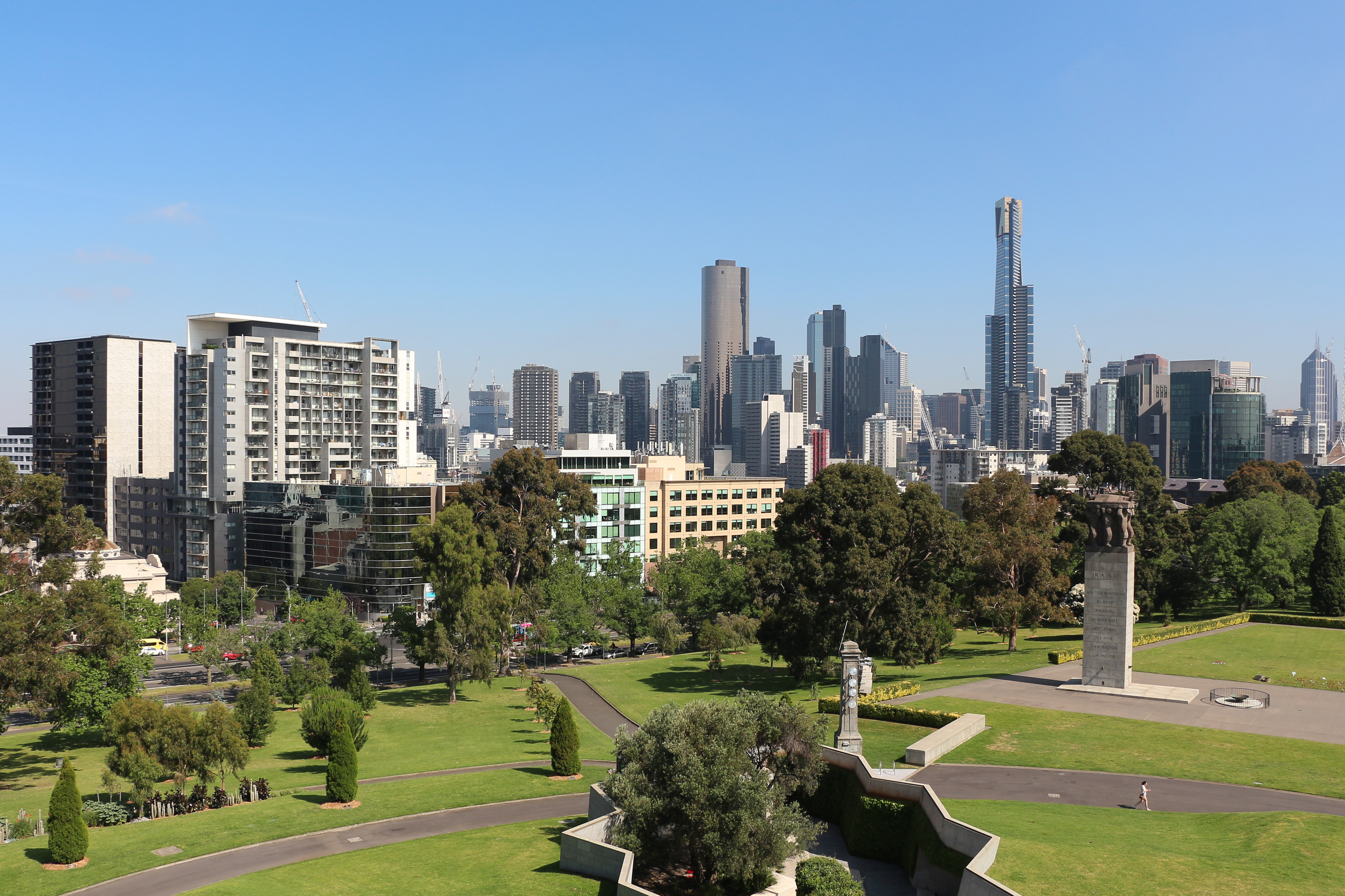 Shrine of Remembrance - View of Melbourne
