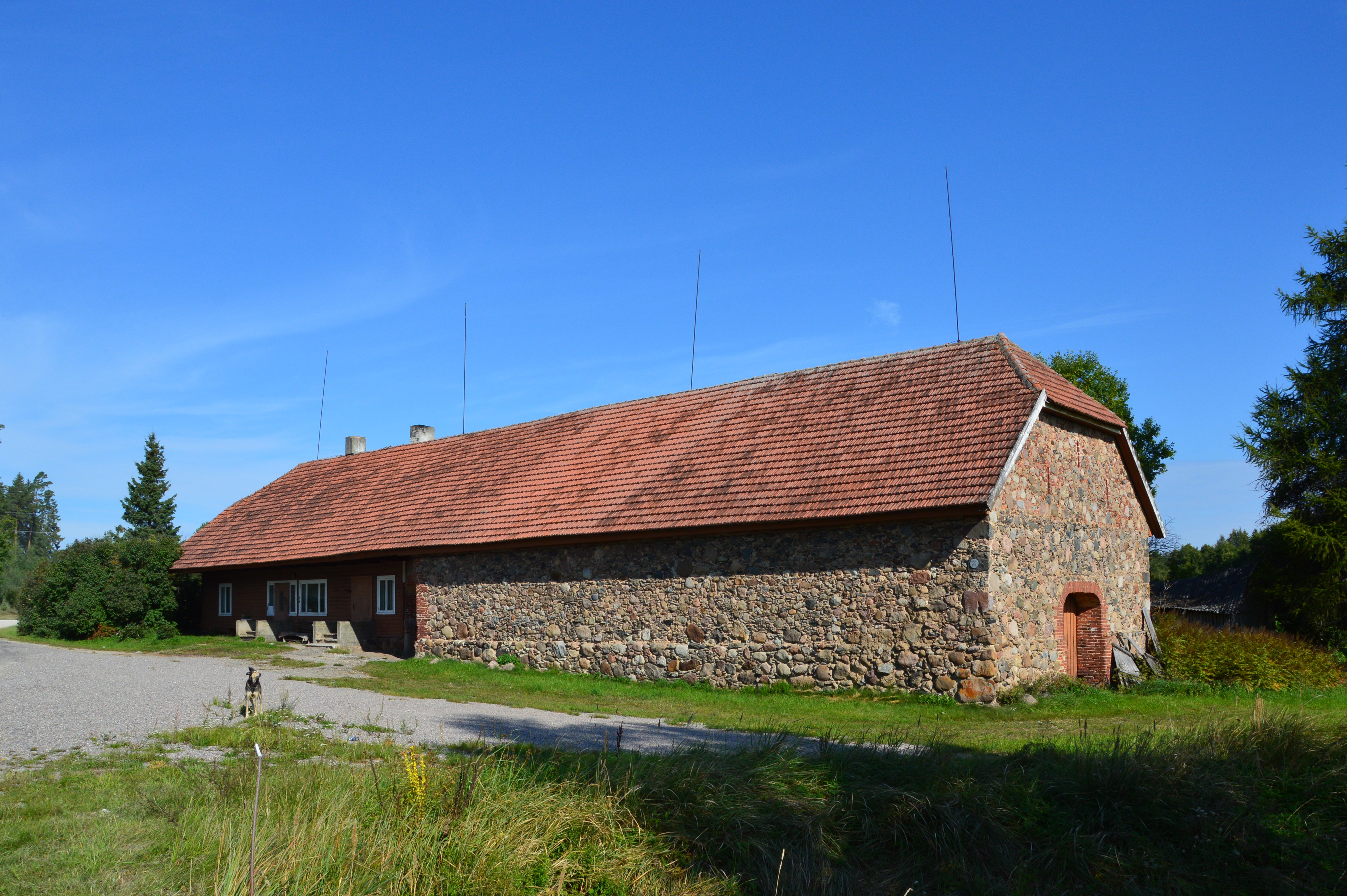 Soe Inn 01