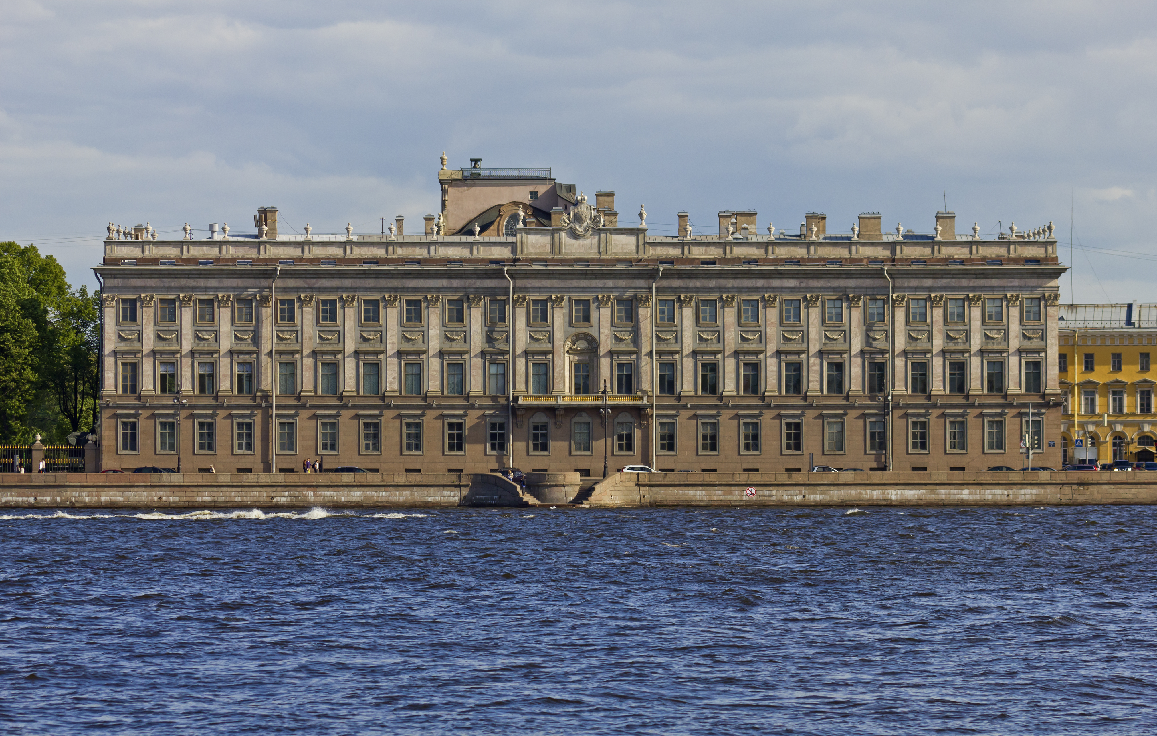Spb 06-2012 Palace Embankment various 01