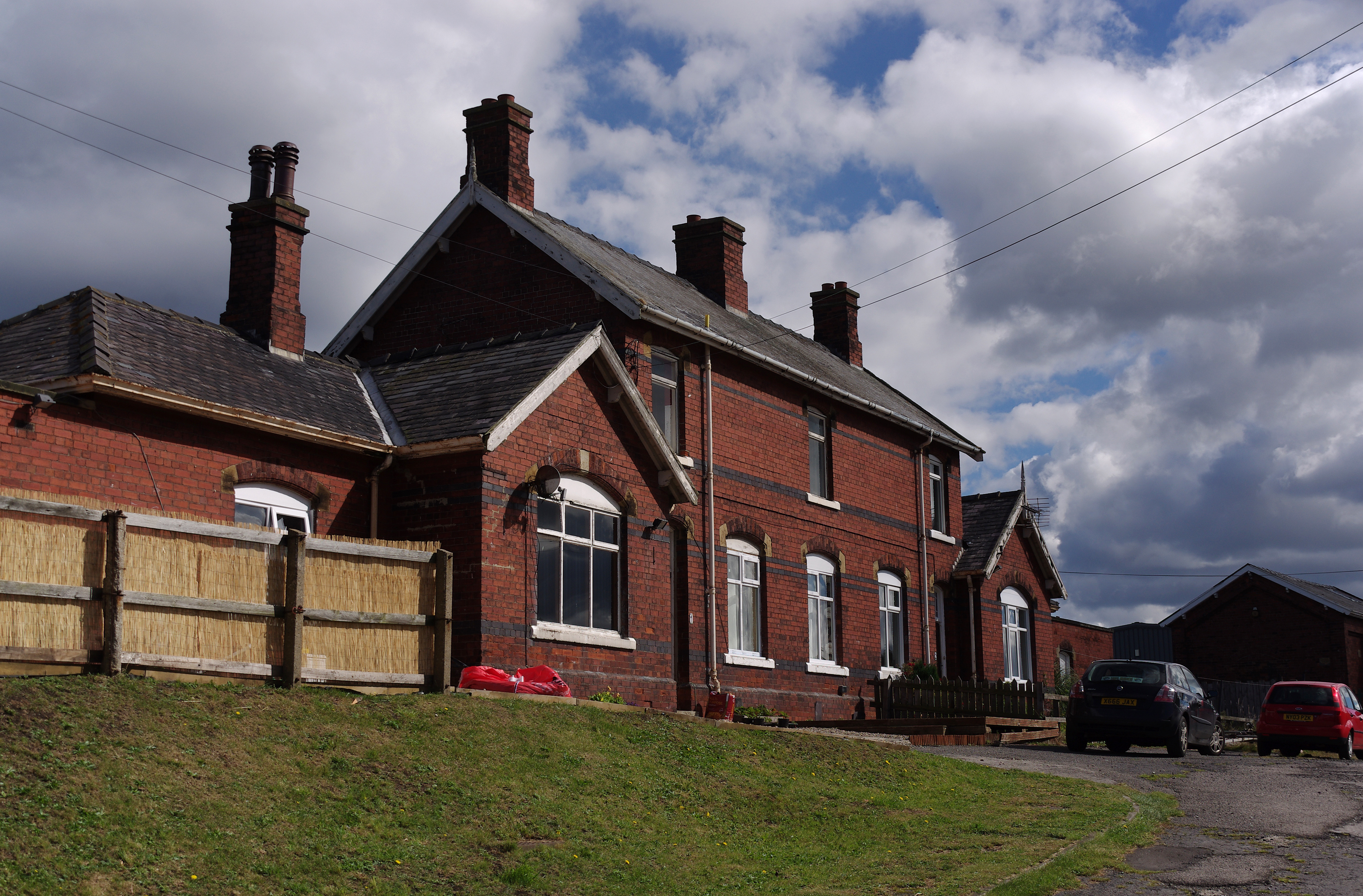 Staithes railway station MMB 02