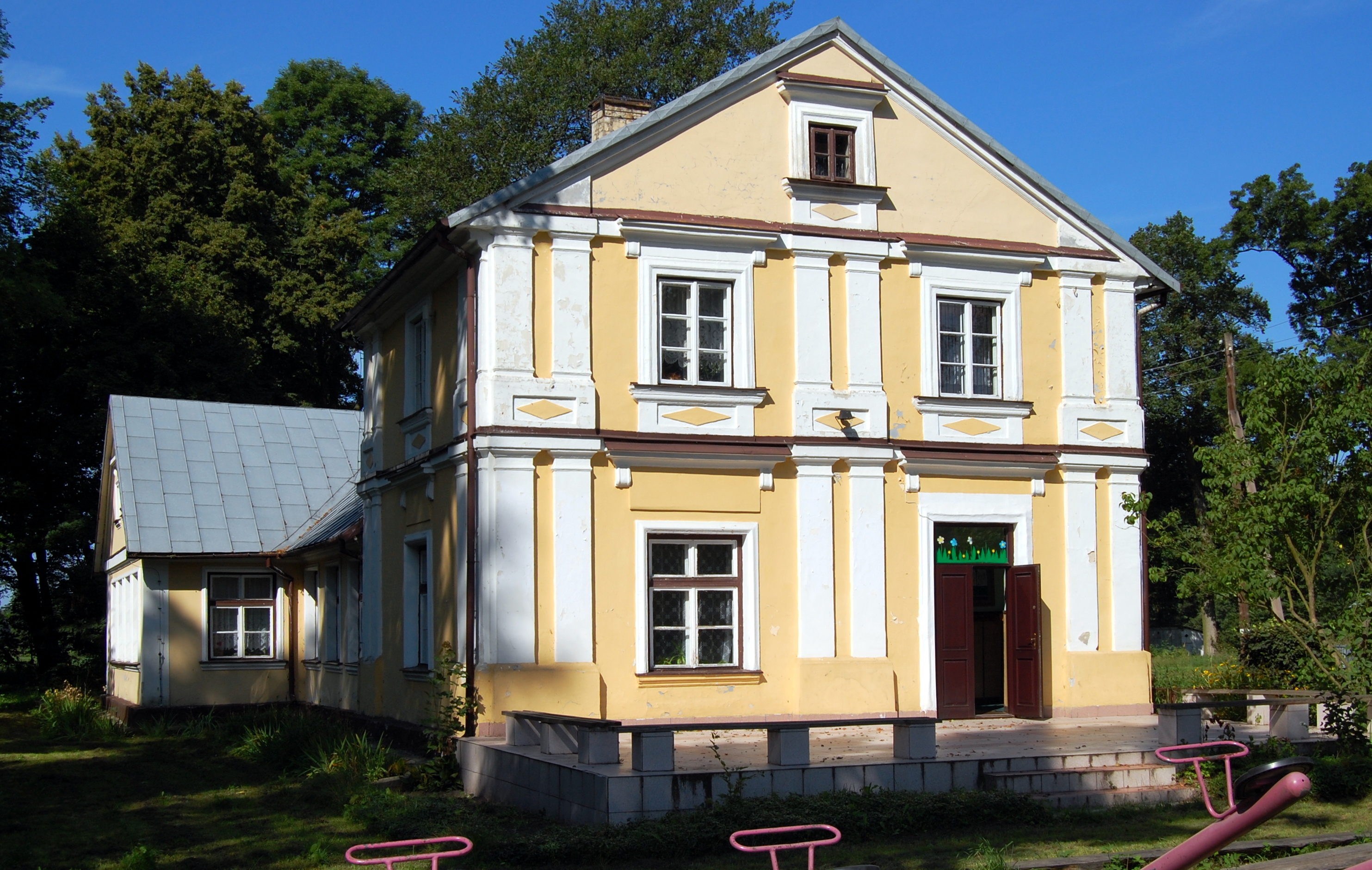 Stare Zadybie dwór