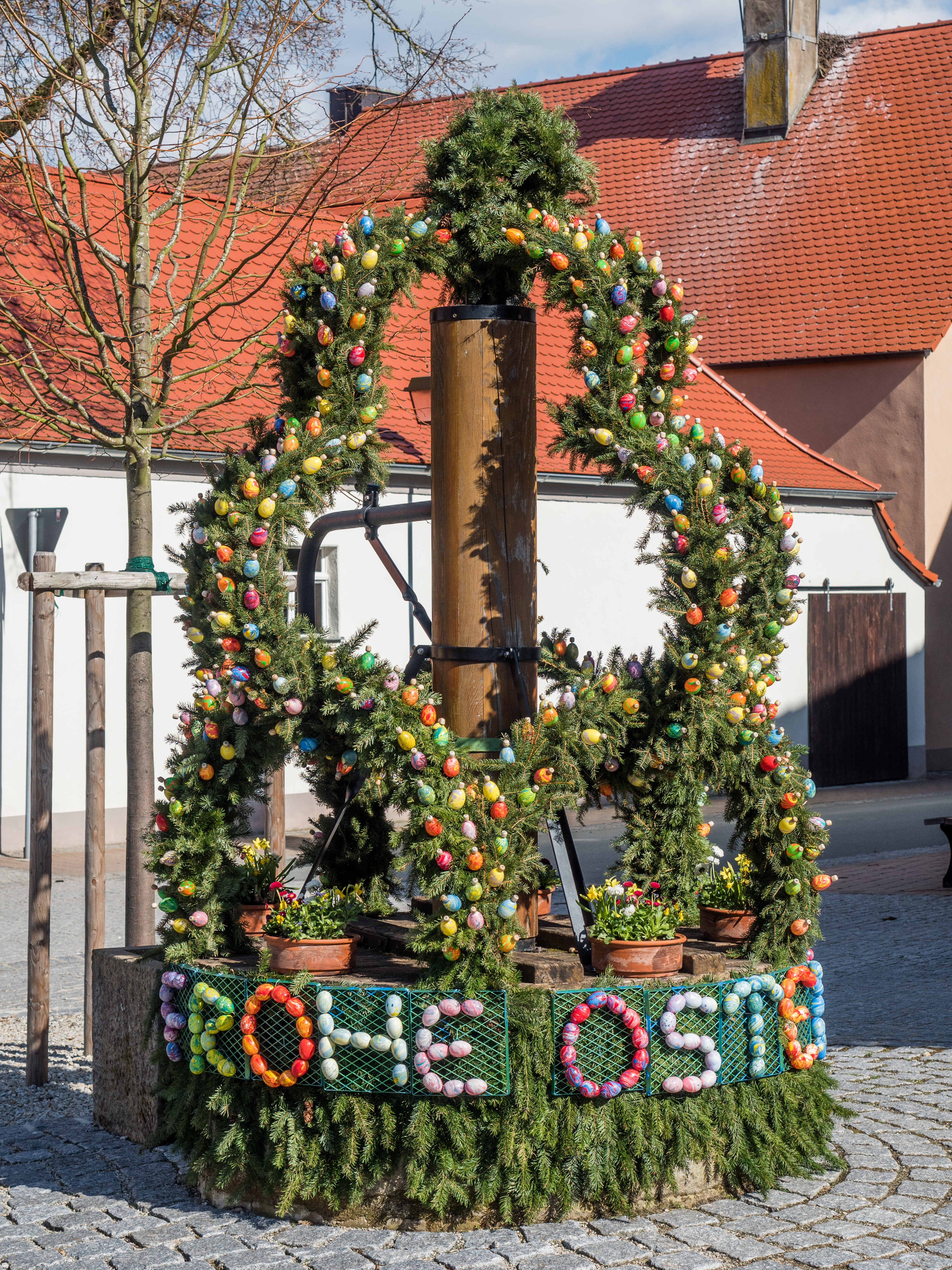 Steppach-easter-fountain-P4032503