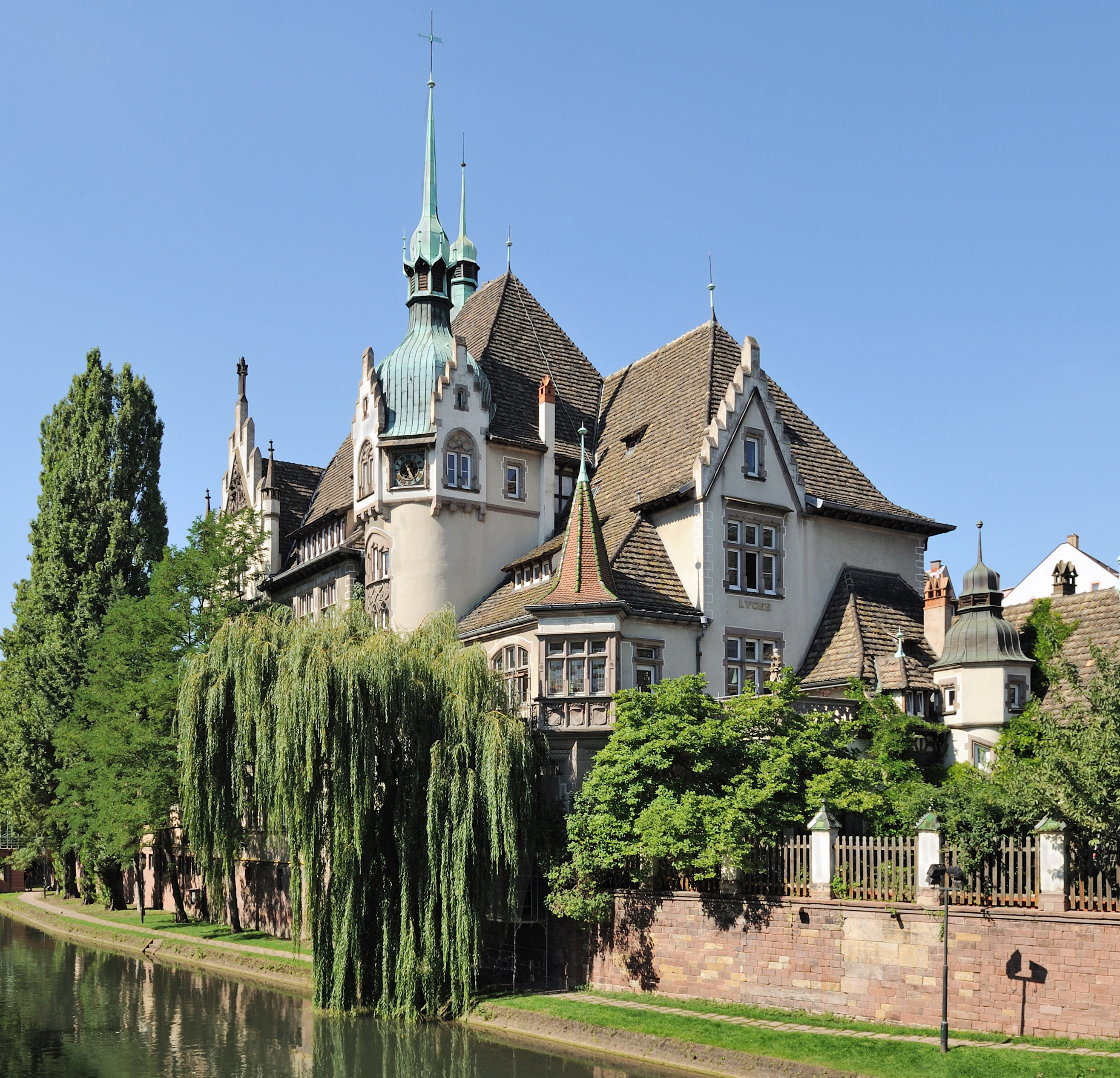 Strasbourg Lycée int pontonniers 01