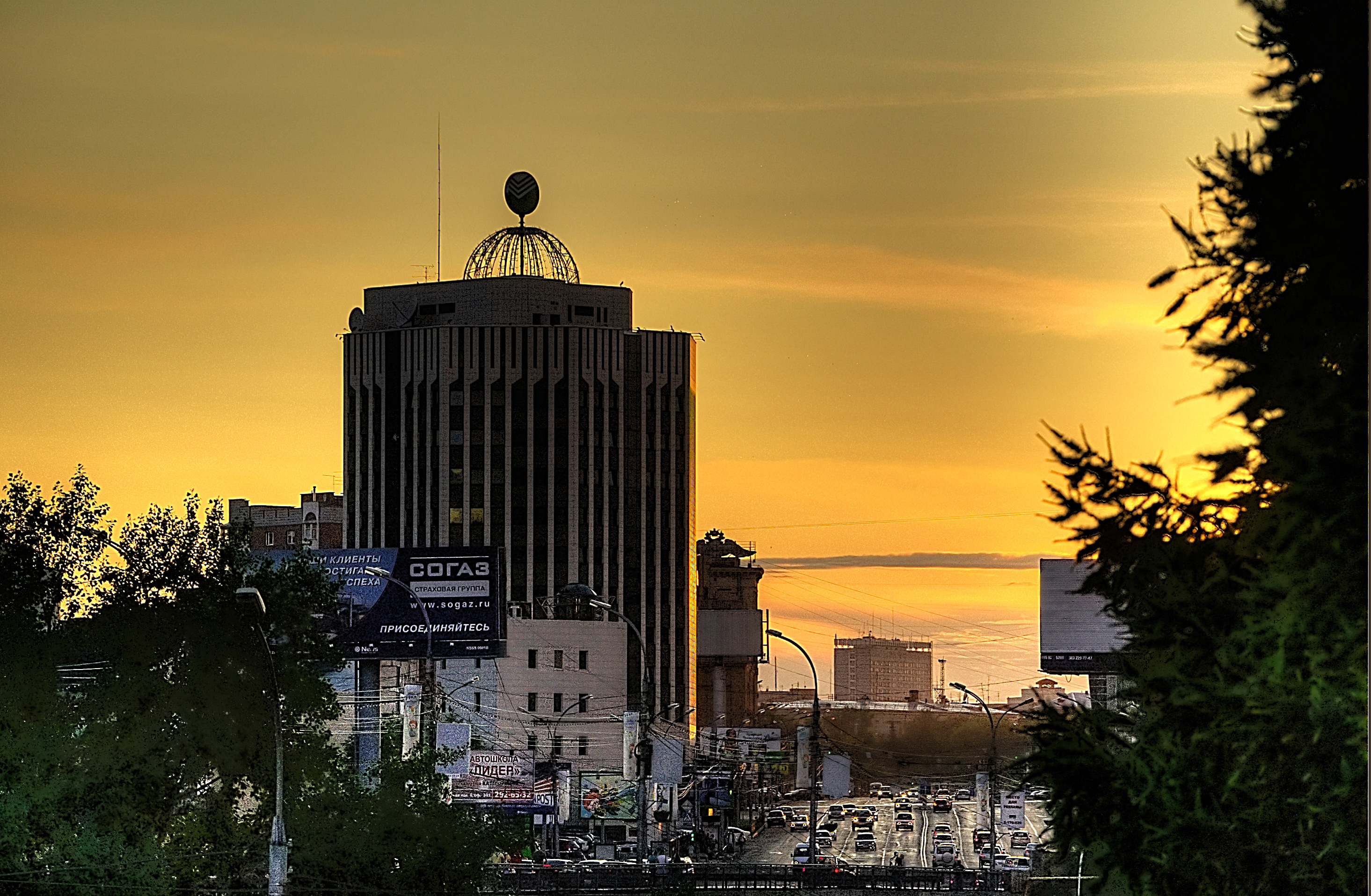 Sunset and the City (5863578159)