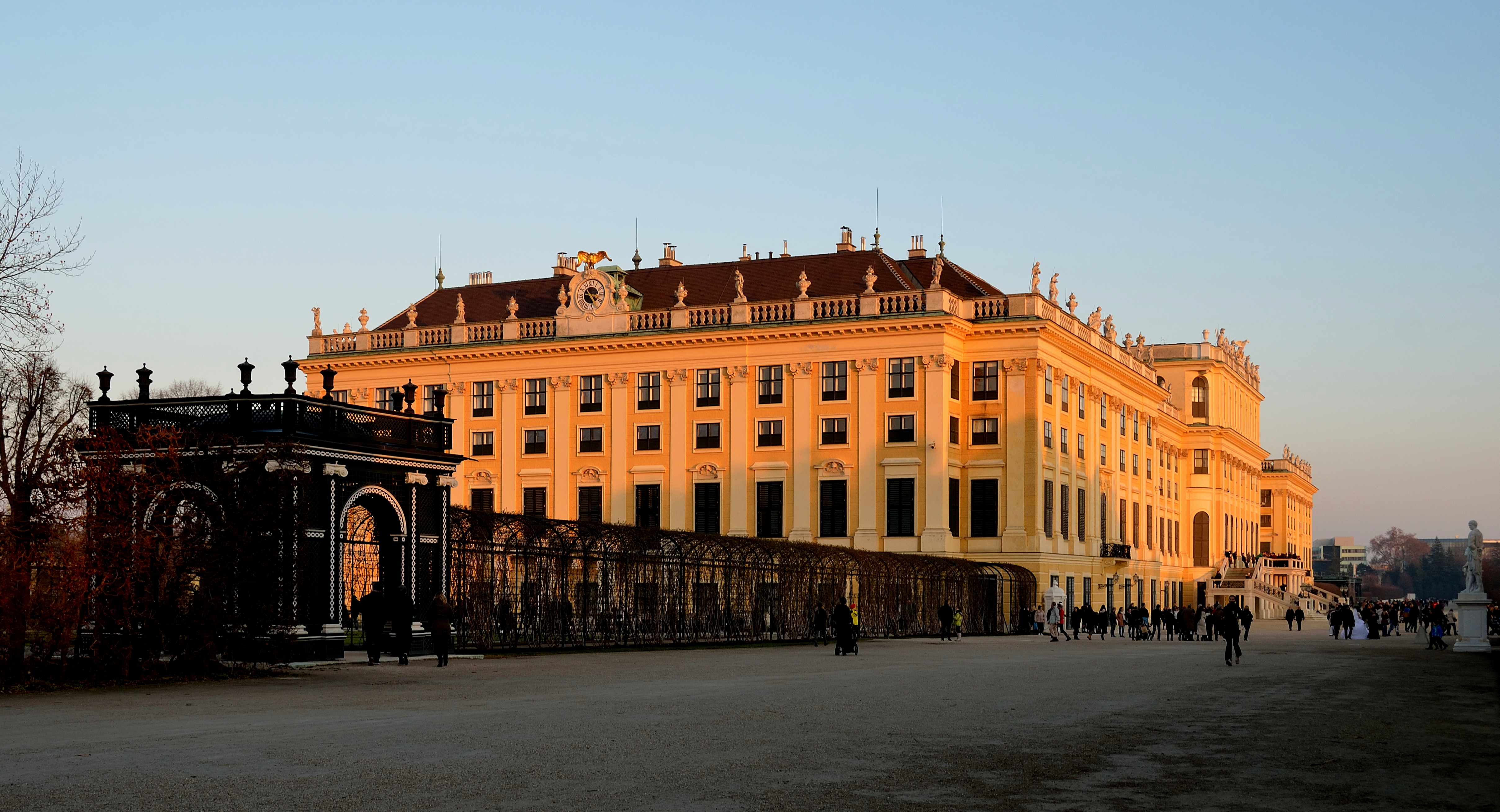 Sunset at Lichte Allee, Schönbrunn