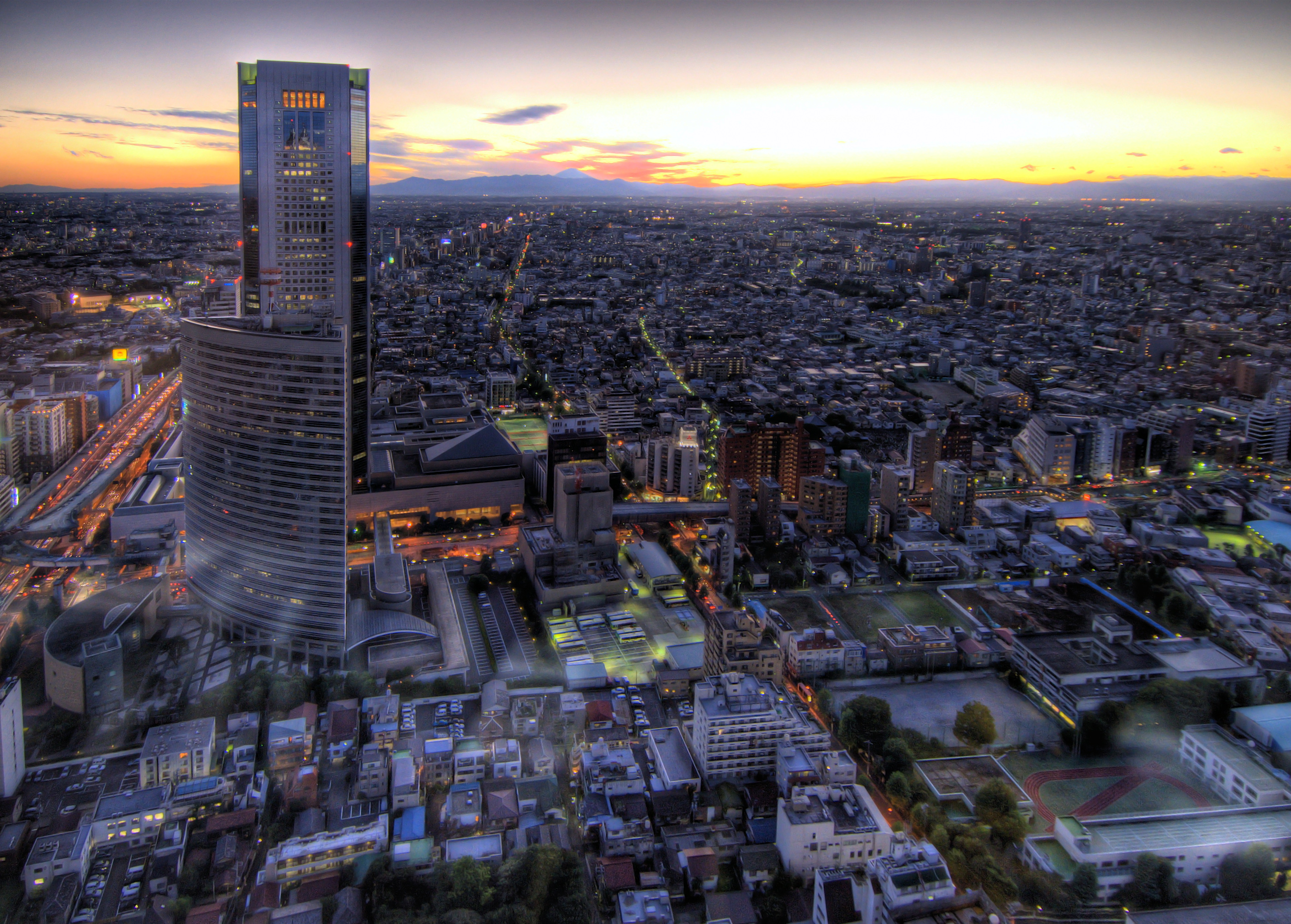 Sunset in Shinjuku 2