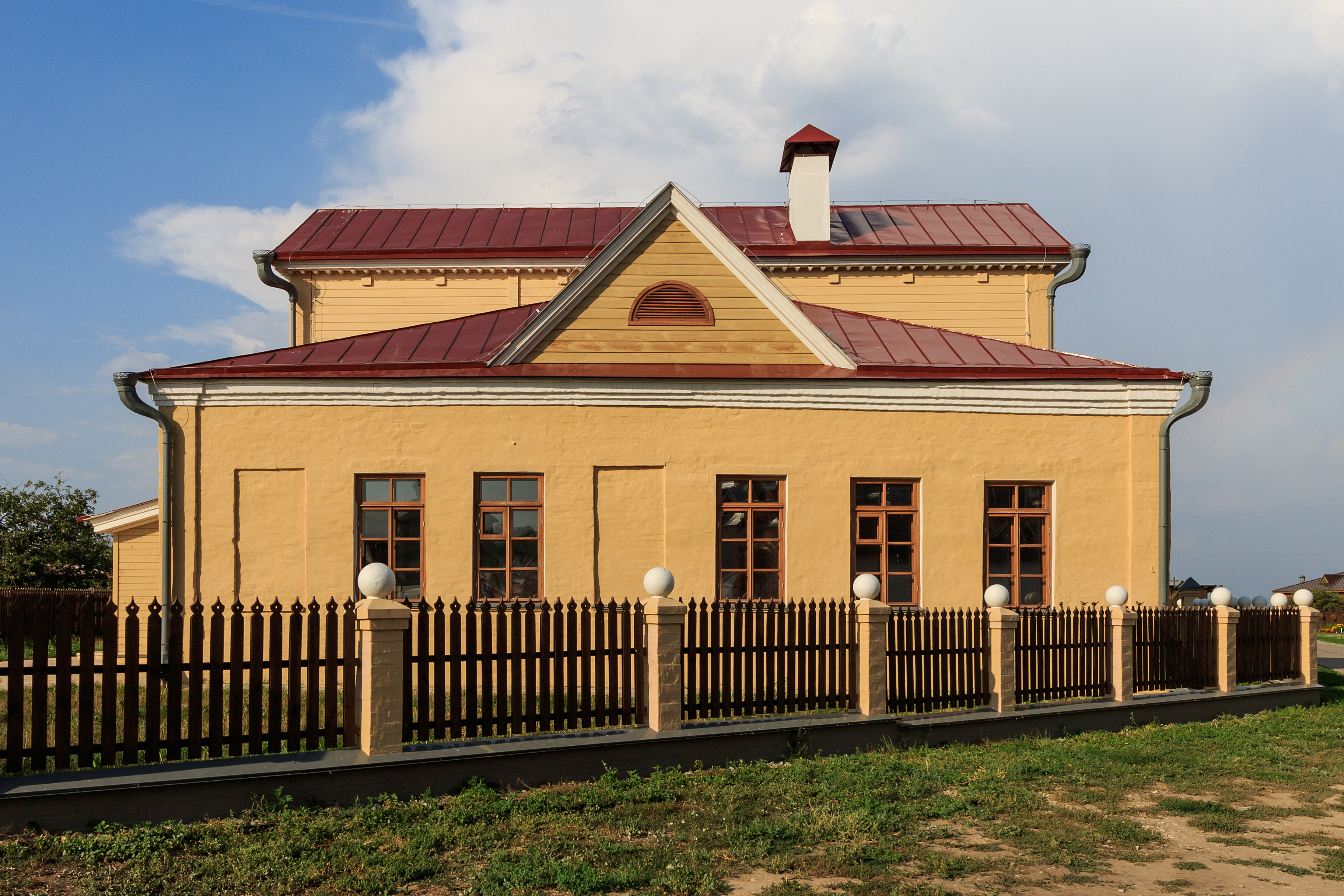 Sviyazhsk Troitskaya Street building 08-2016