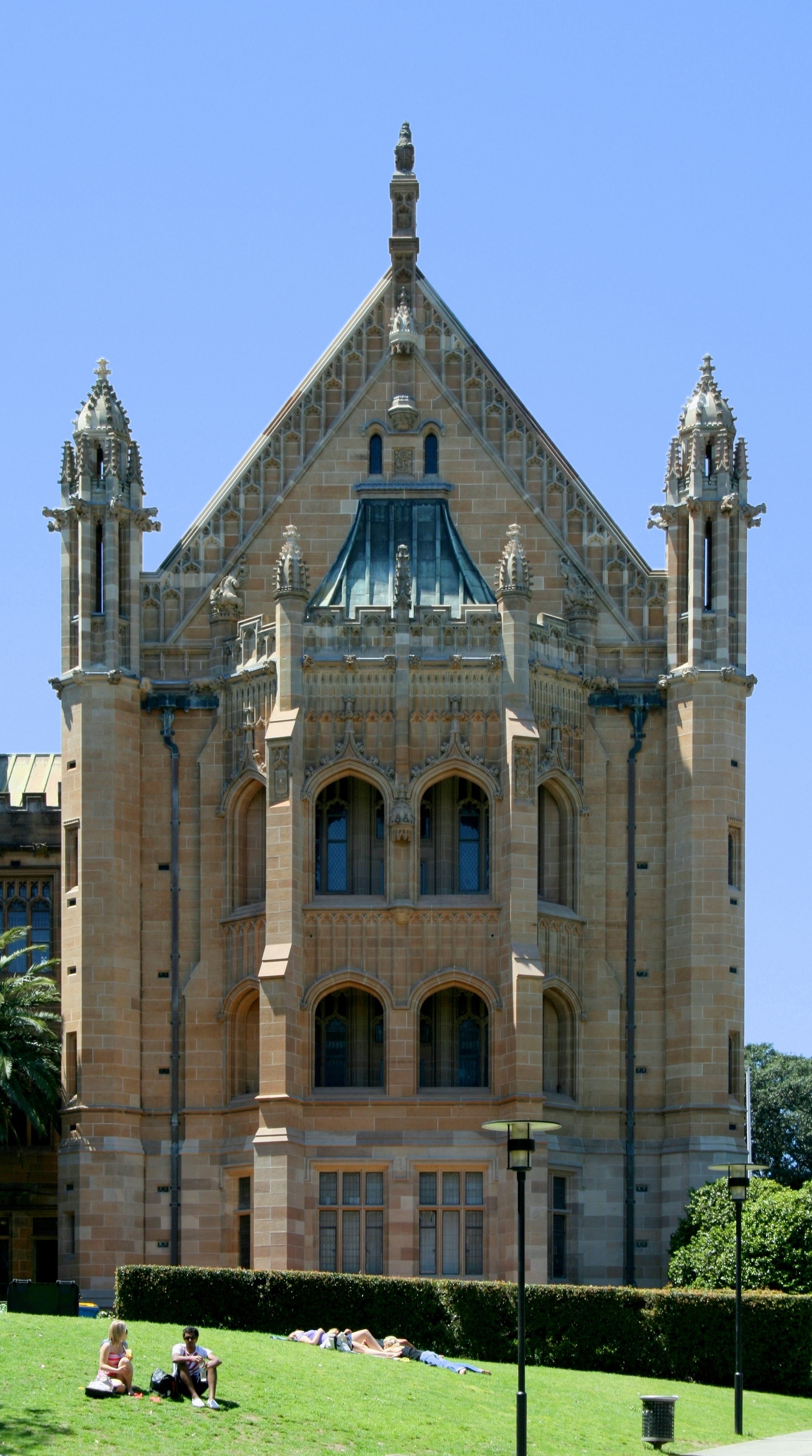 SydneyUniversity MacLaurinHall-2