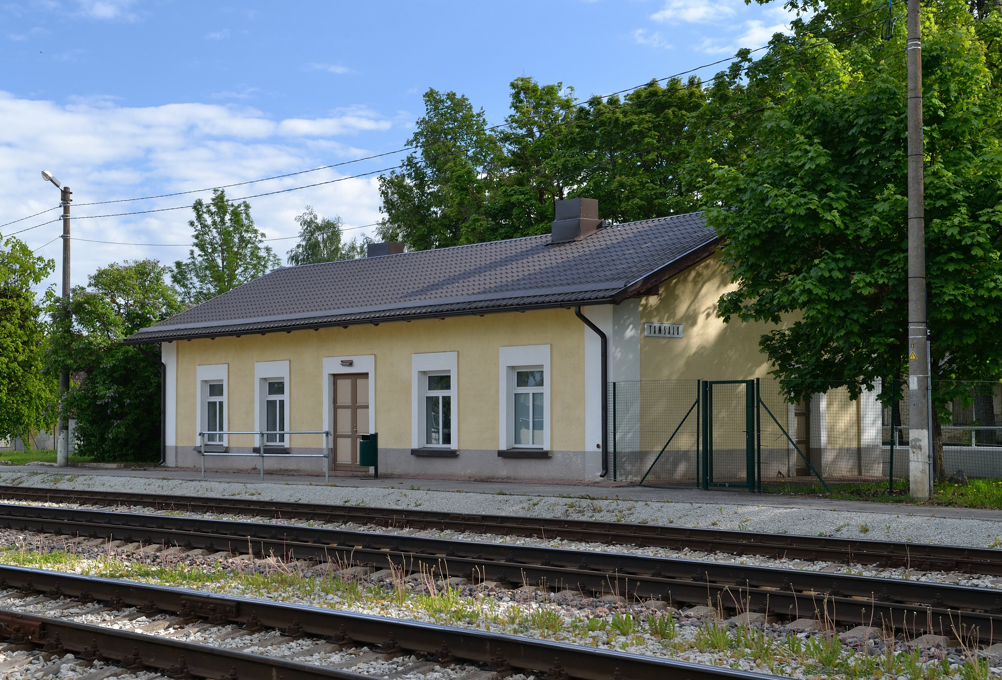 Tamsalu jaamahoone