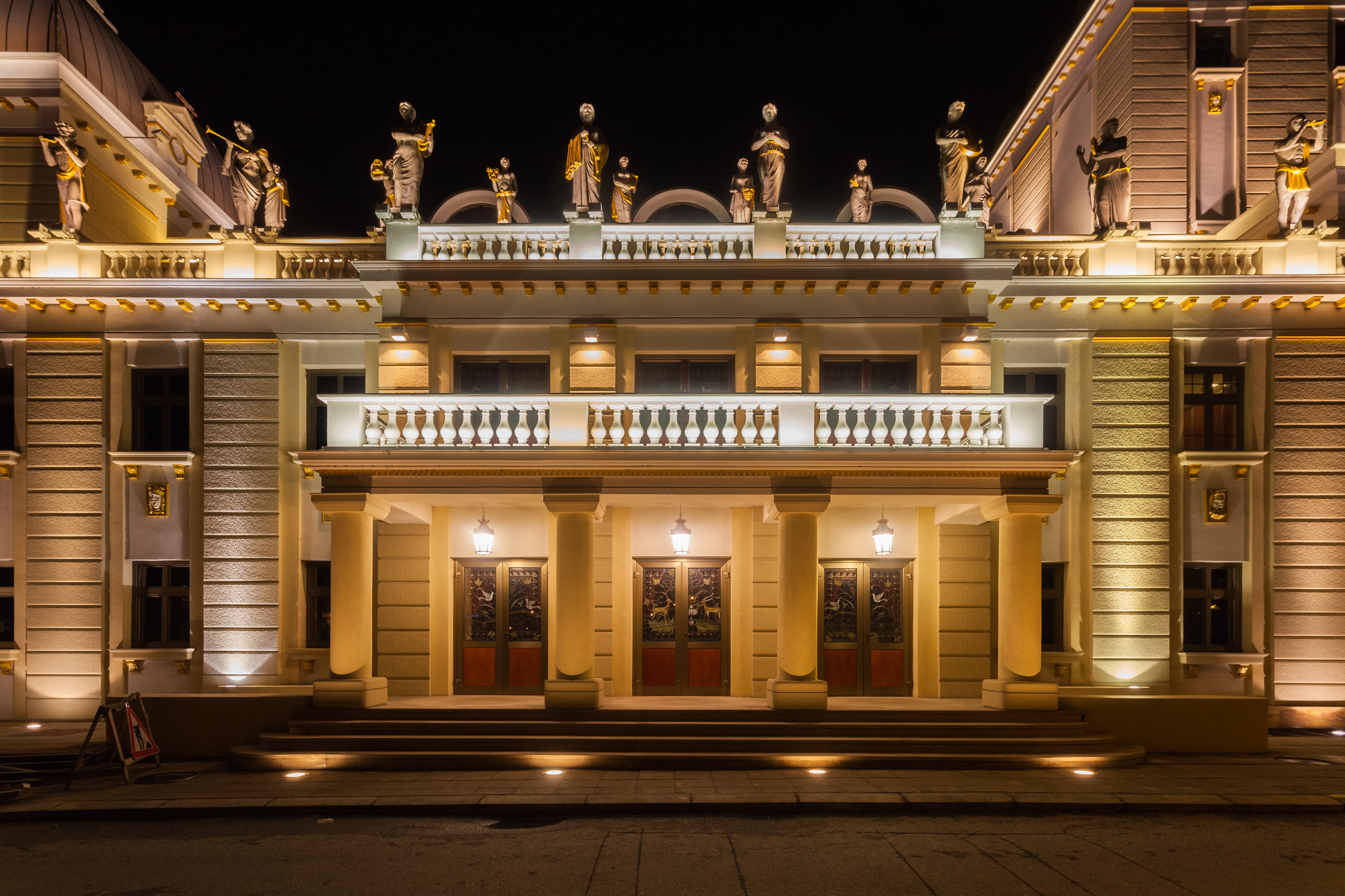 Teatro Nacional, Skopie, Macedonia, 2014-04-17, DD 94