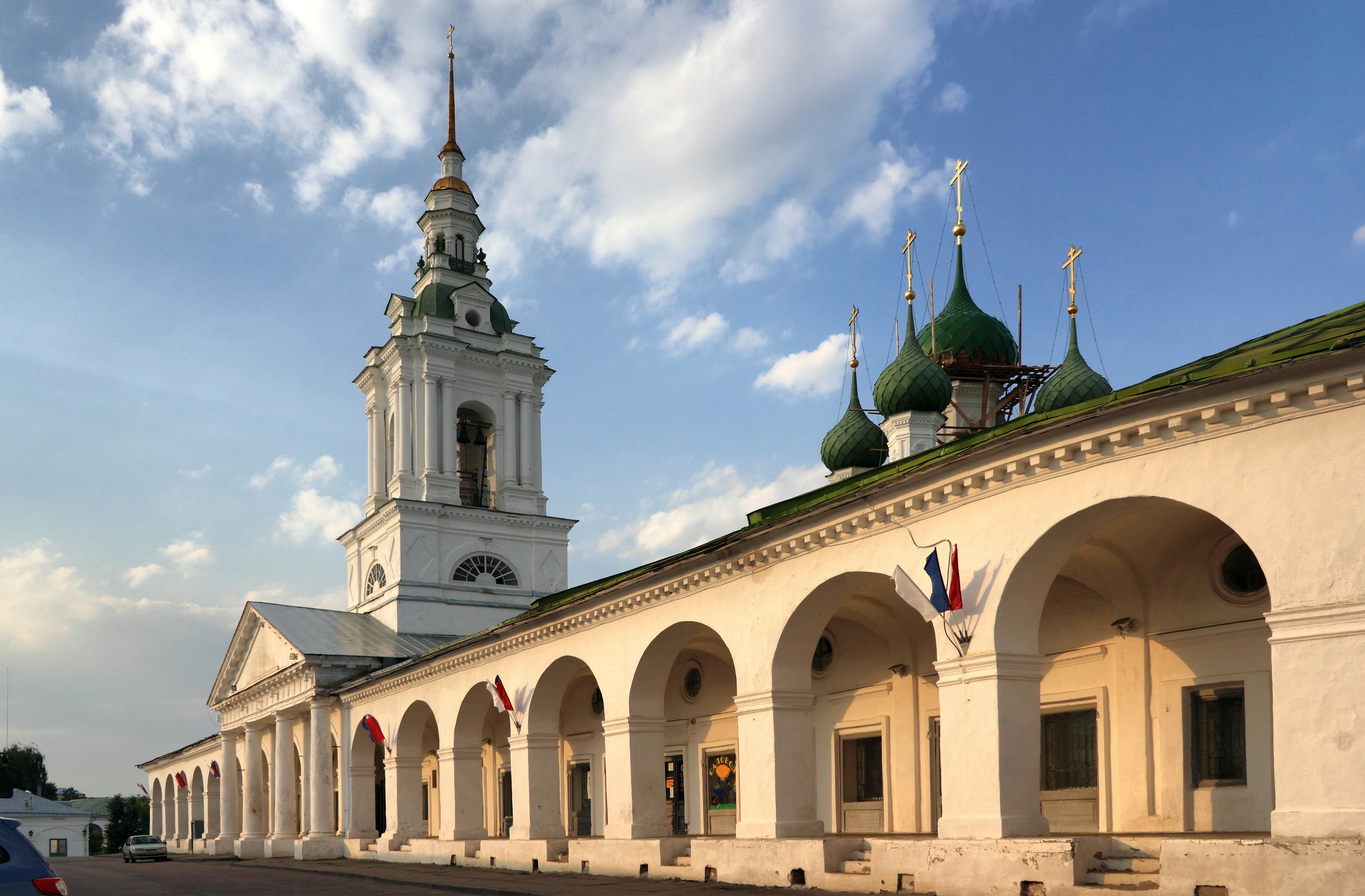 The Gostiny Dvor in Kostroma IMG 0704 1725