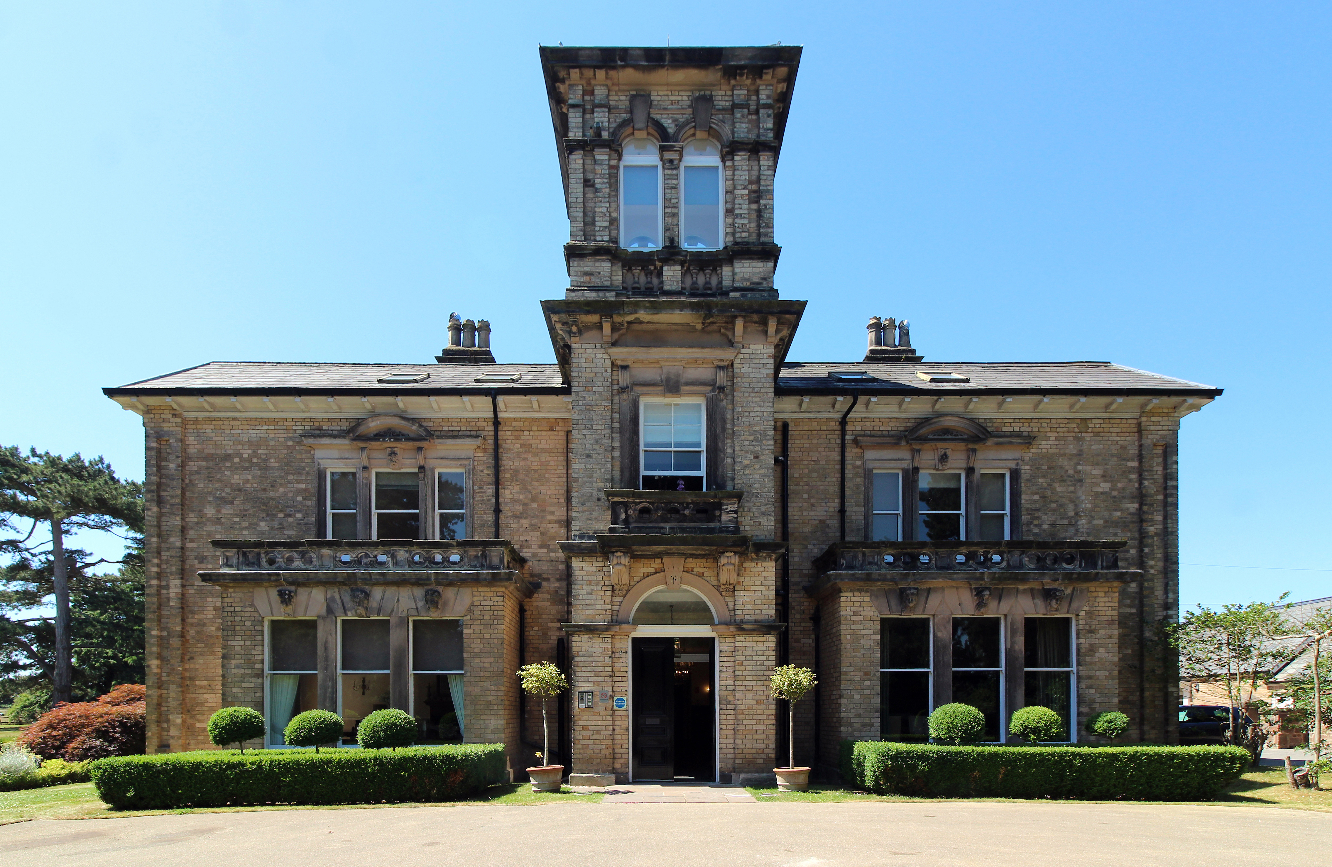 The Lydiate, Willaston