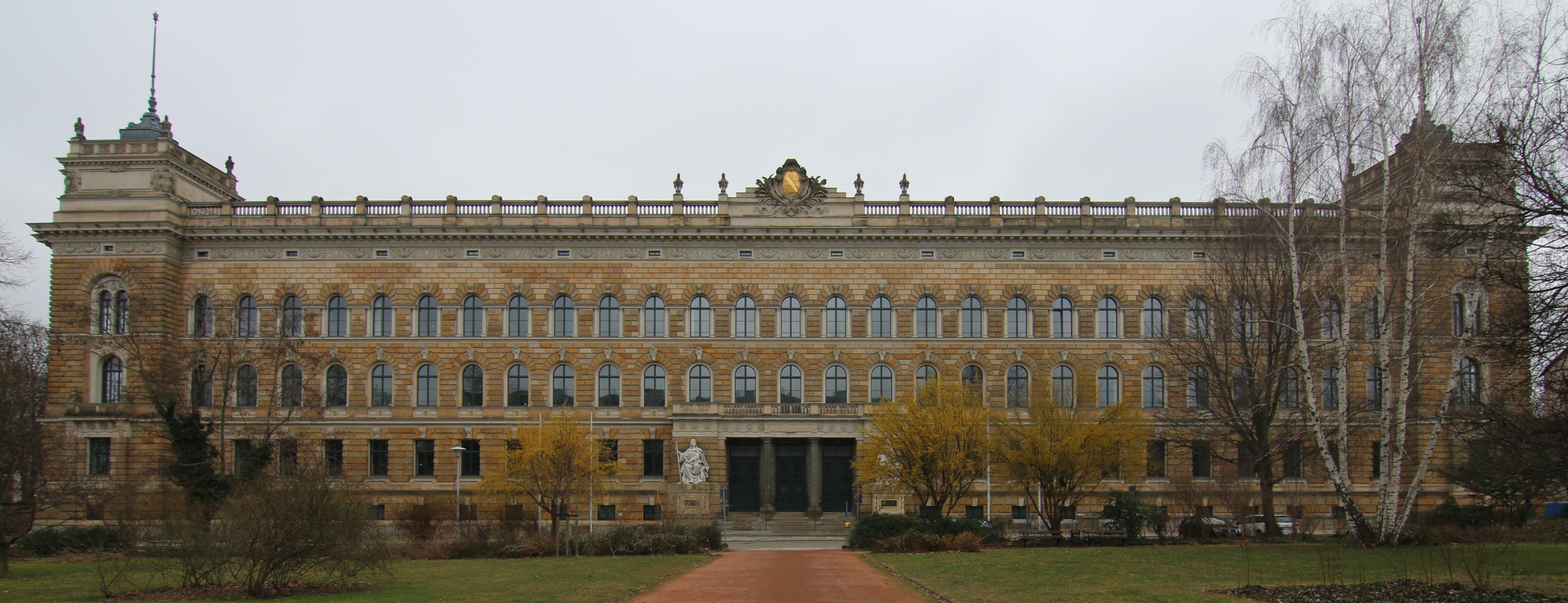 2016-03-12 Landgericht Dresden by DCB (cropped)