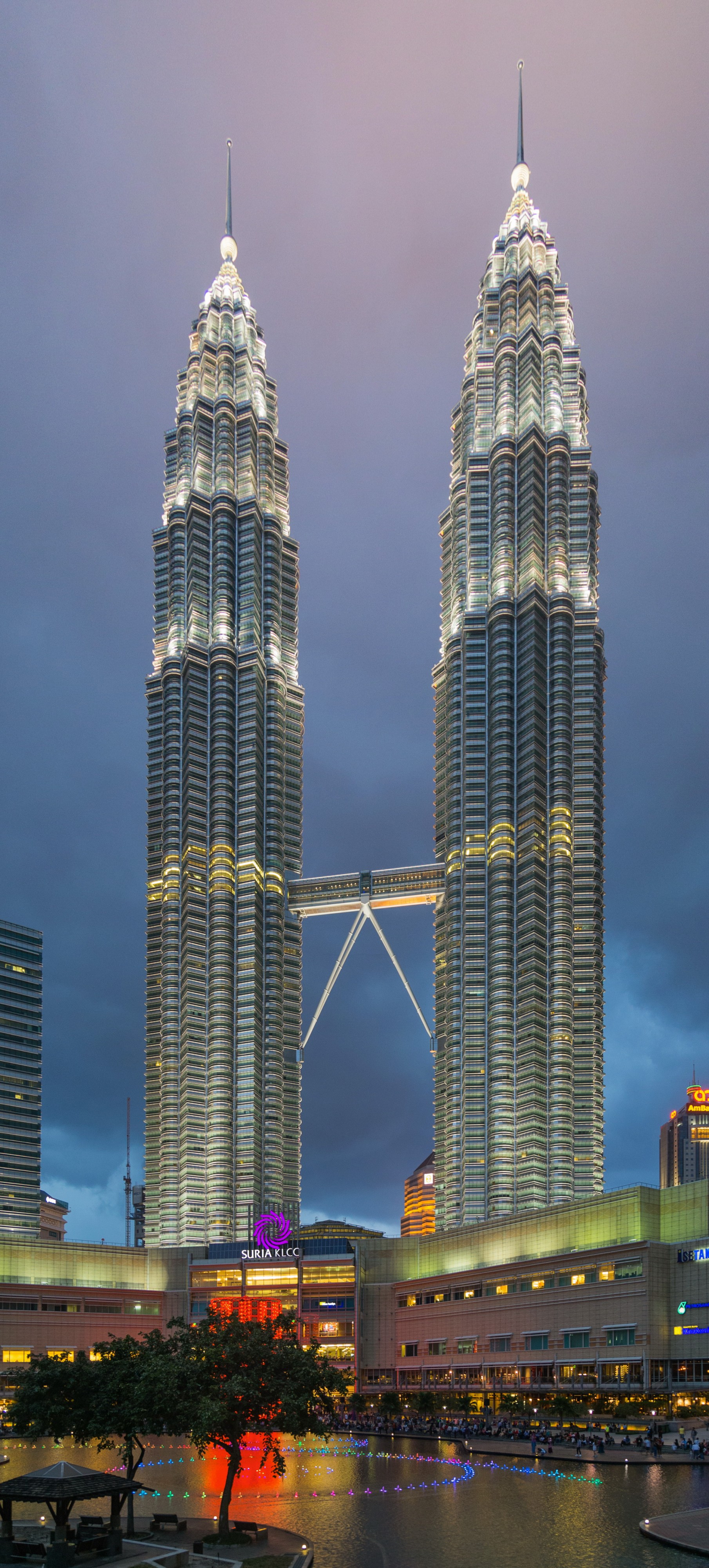 2016 Kuala Lumpur, Petronas Towers (18)