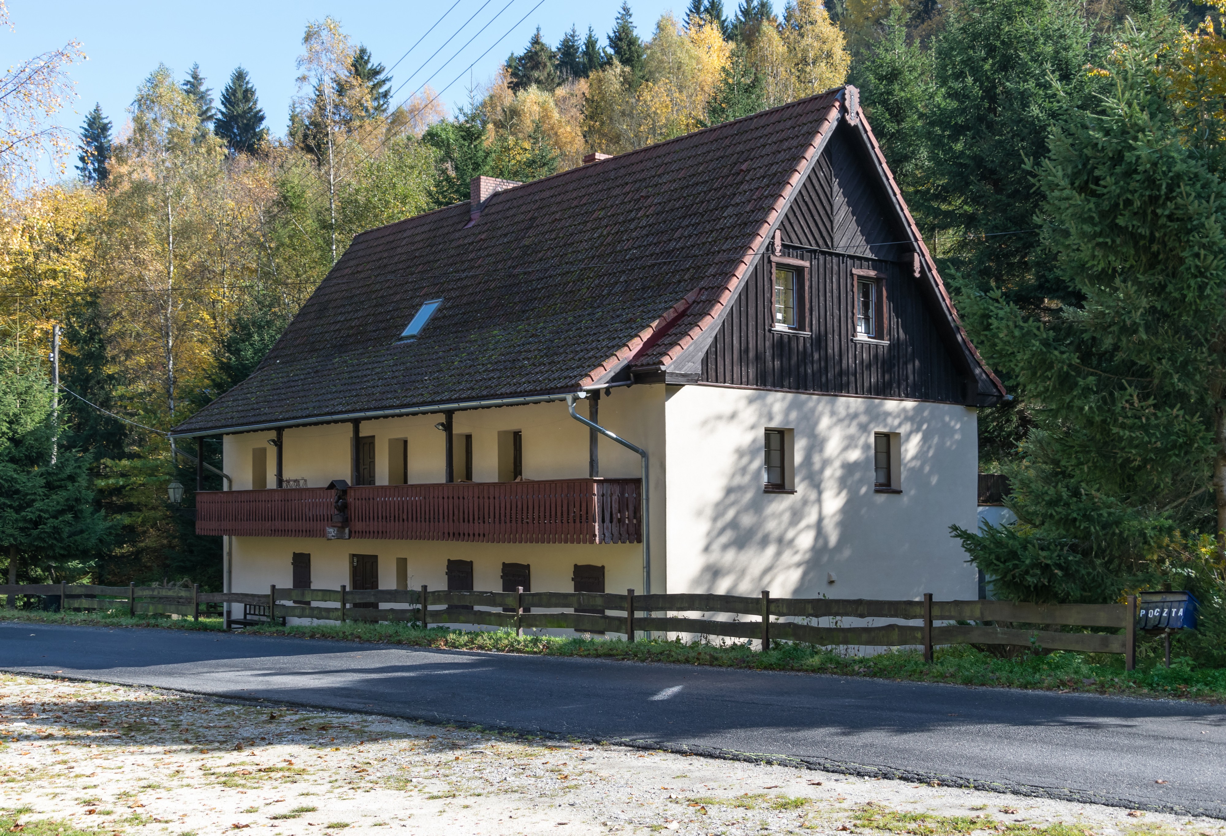 2017 Dom nr 13 w Kletnie 2