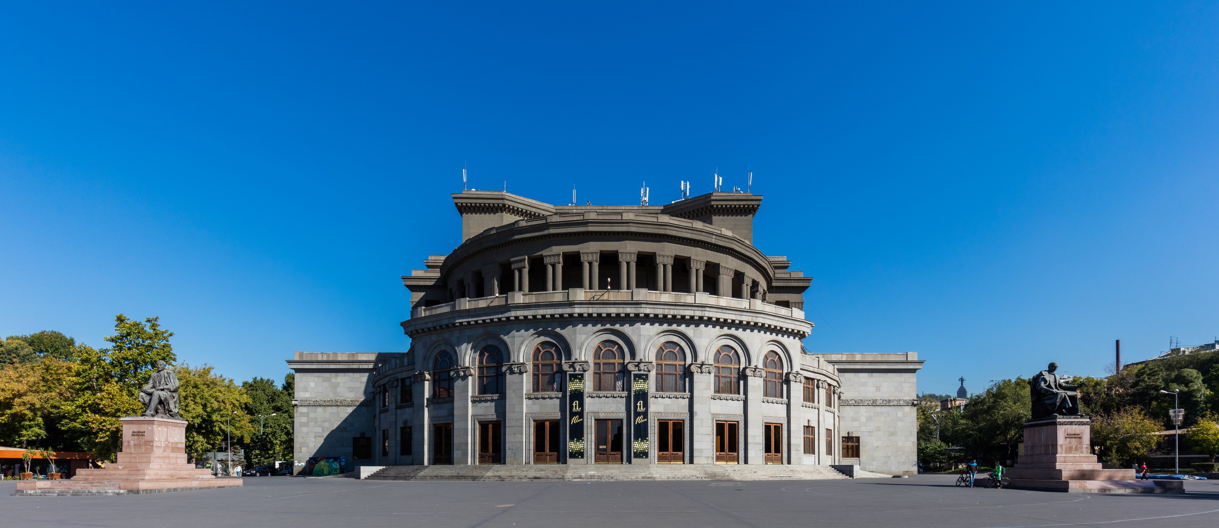Ópera, Ereván, Armenia, 2016-10-03, DD 13