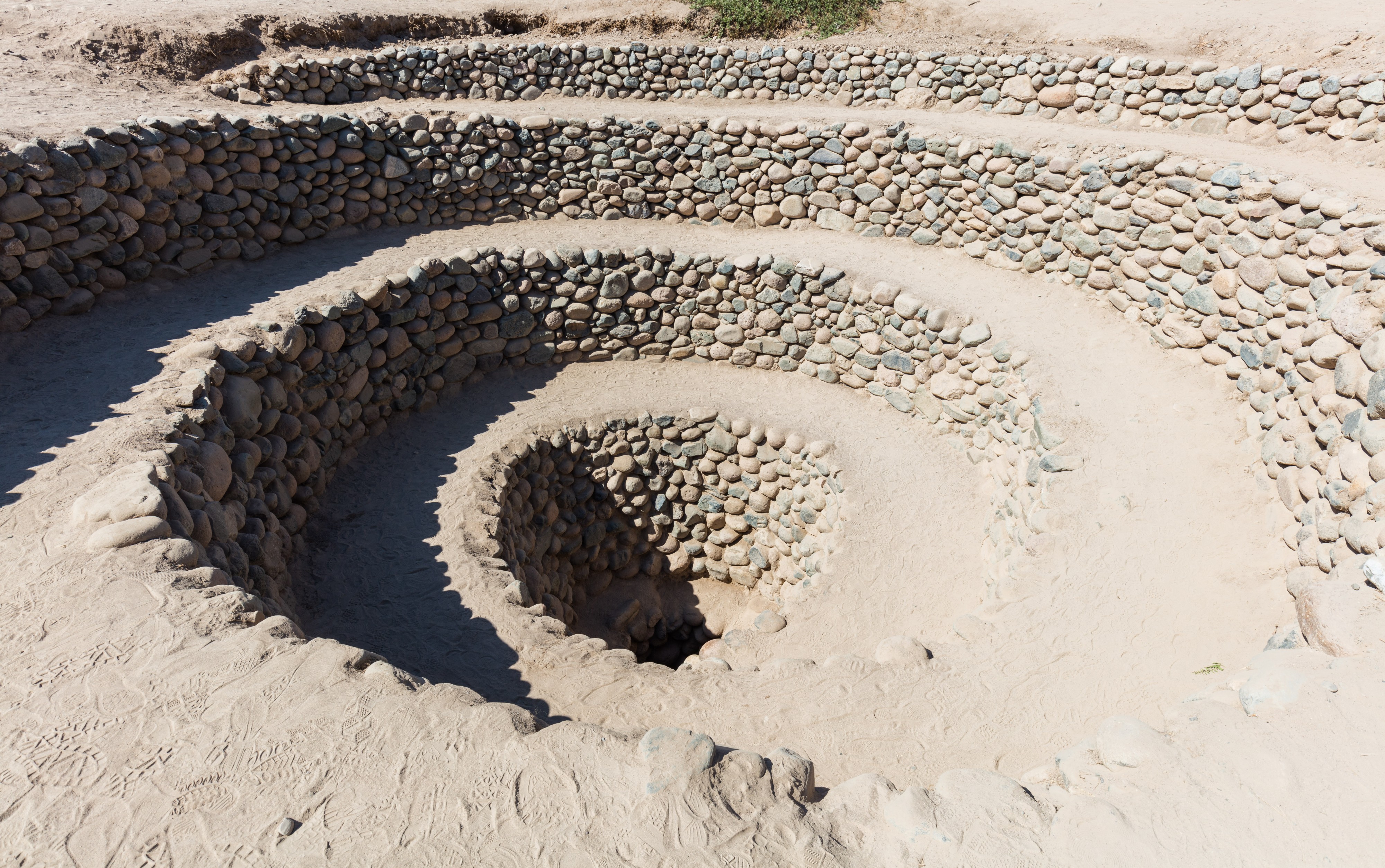 Acueductos subterráneos de Cantalloc, Nazca, Perú, 2015-07-29, DD 02