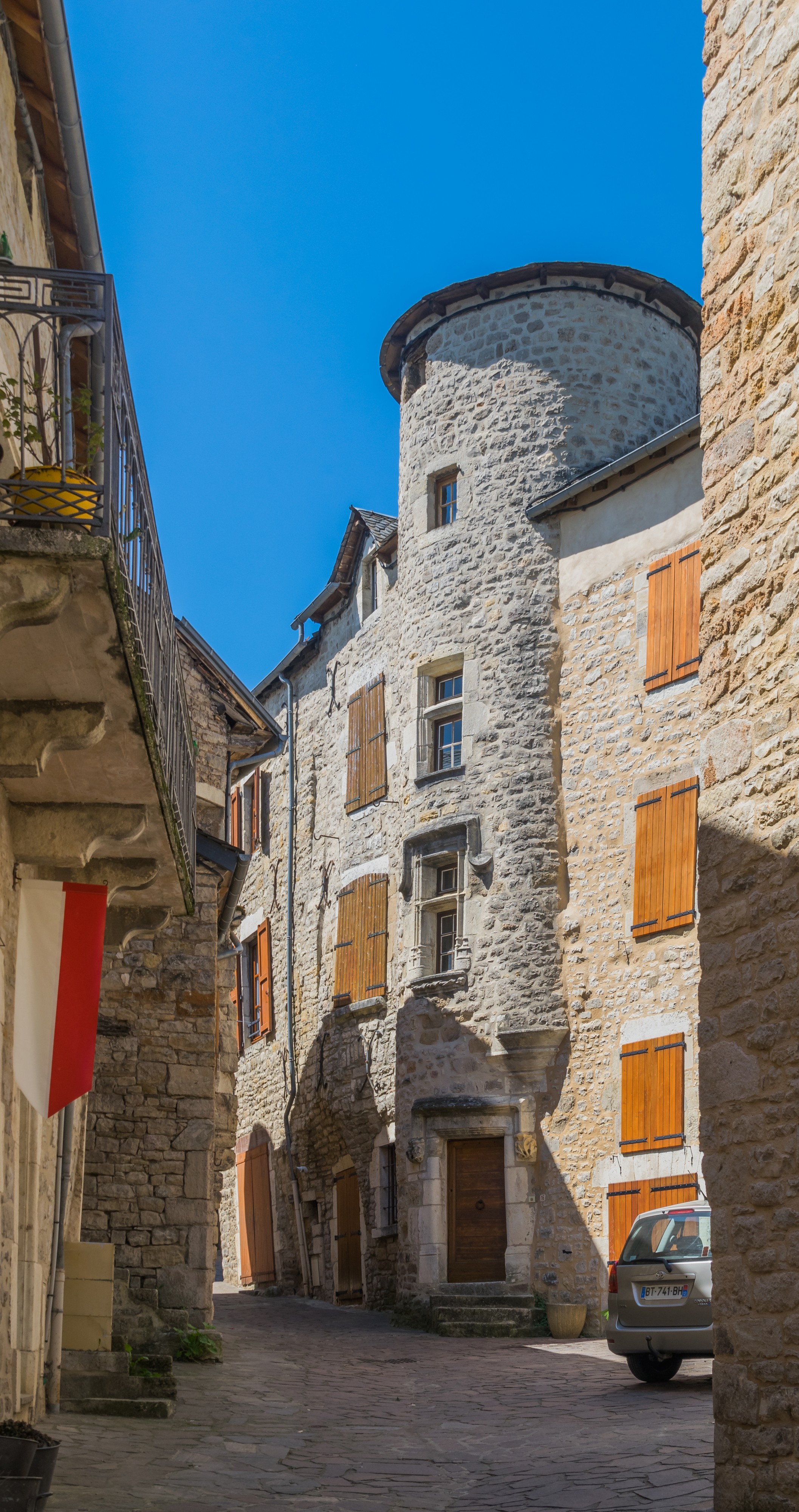 Amaury de Severac Street