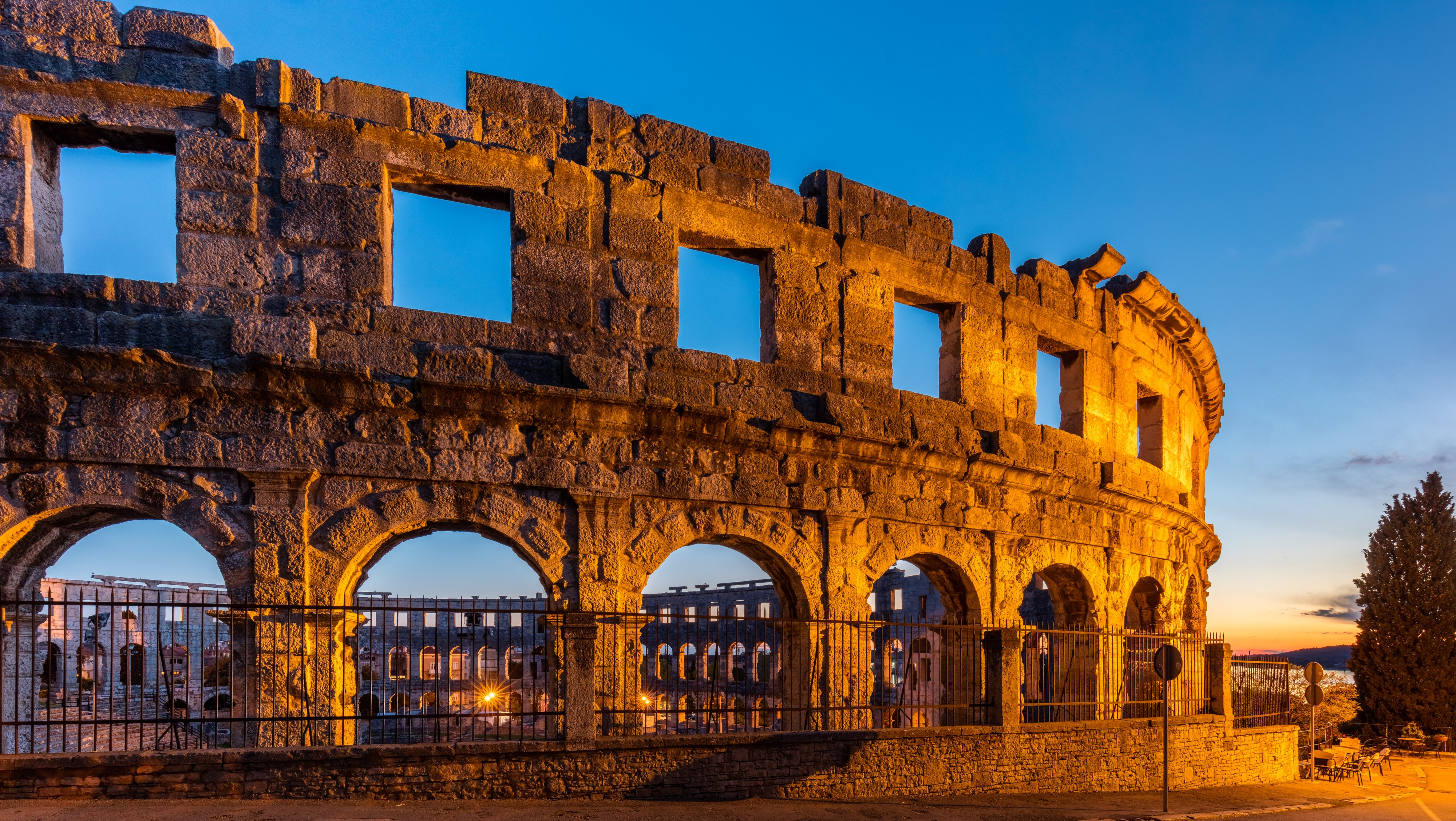 Anfiteatro de Pula, Croacia, 2017-04-17, DD 37-39 HDR