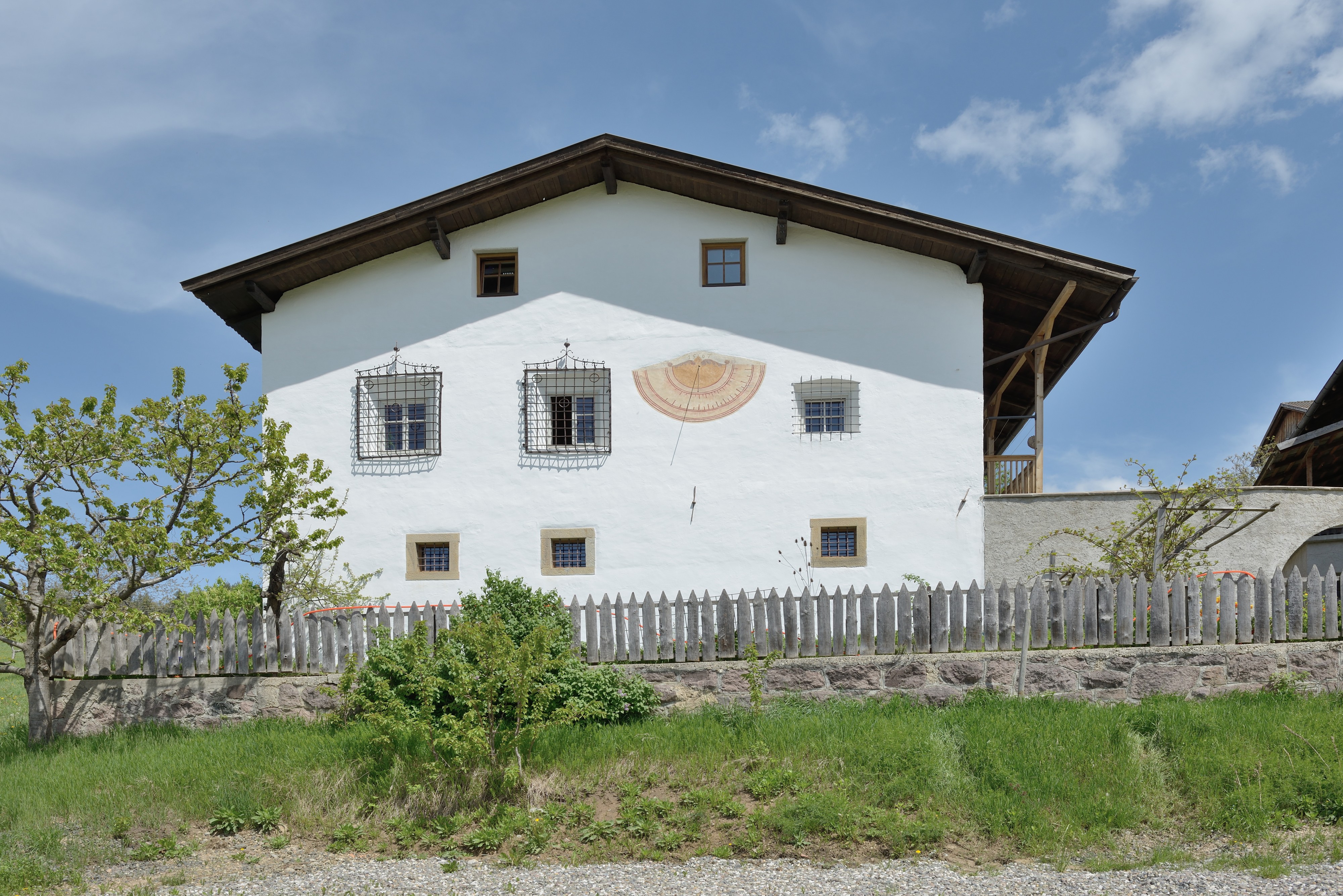 Ansitz Zimmerlehen in Völs am Schlern Südseite