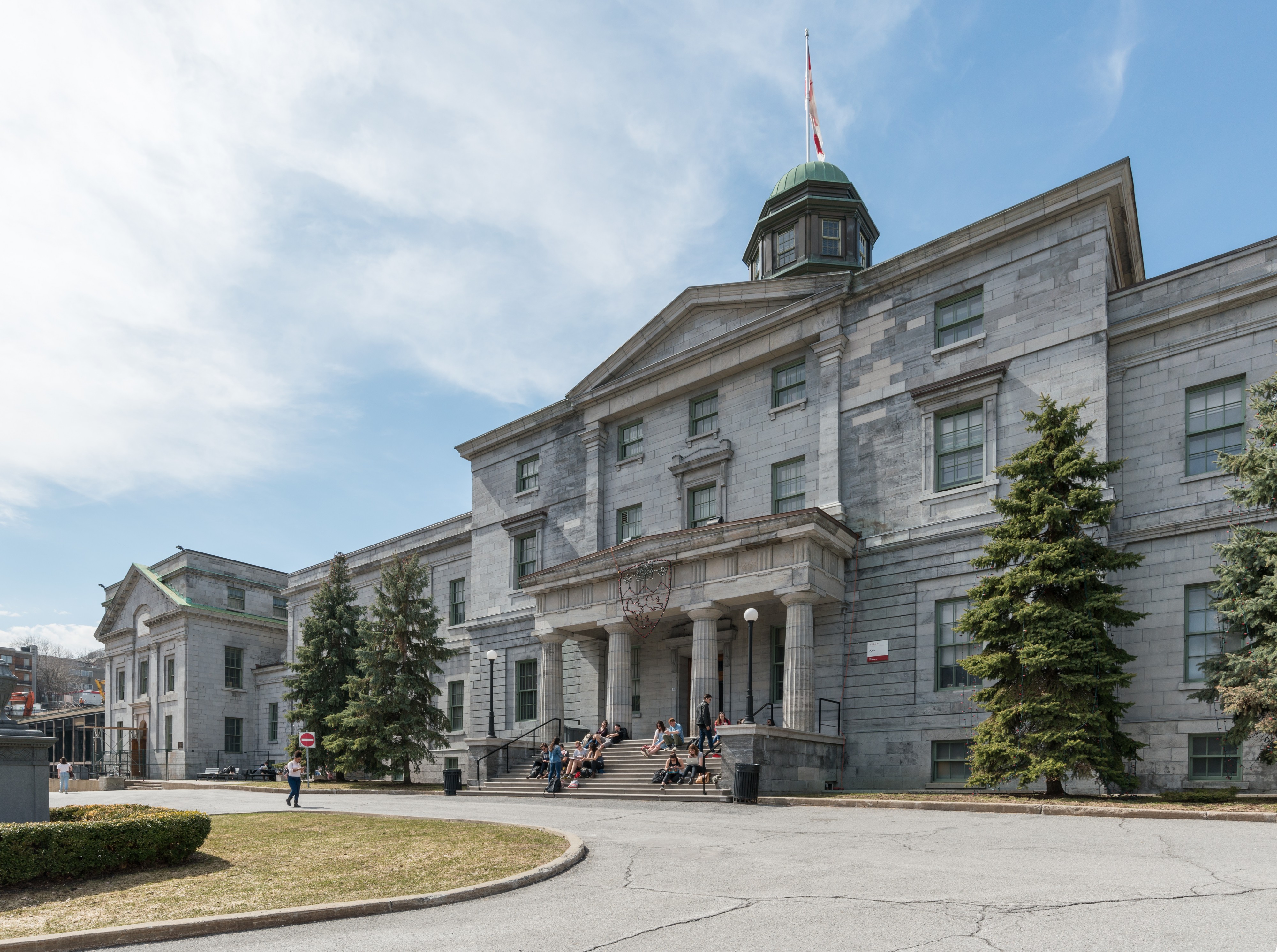 Arts Building, McGill University, Montréal, East view 20170410 1
