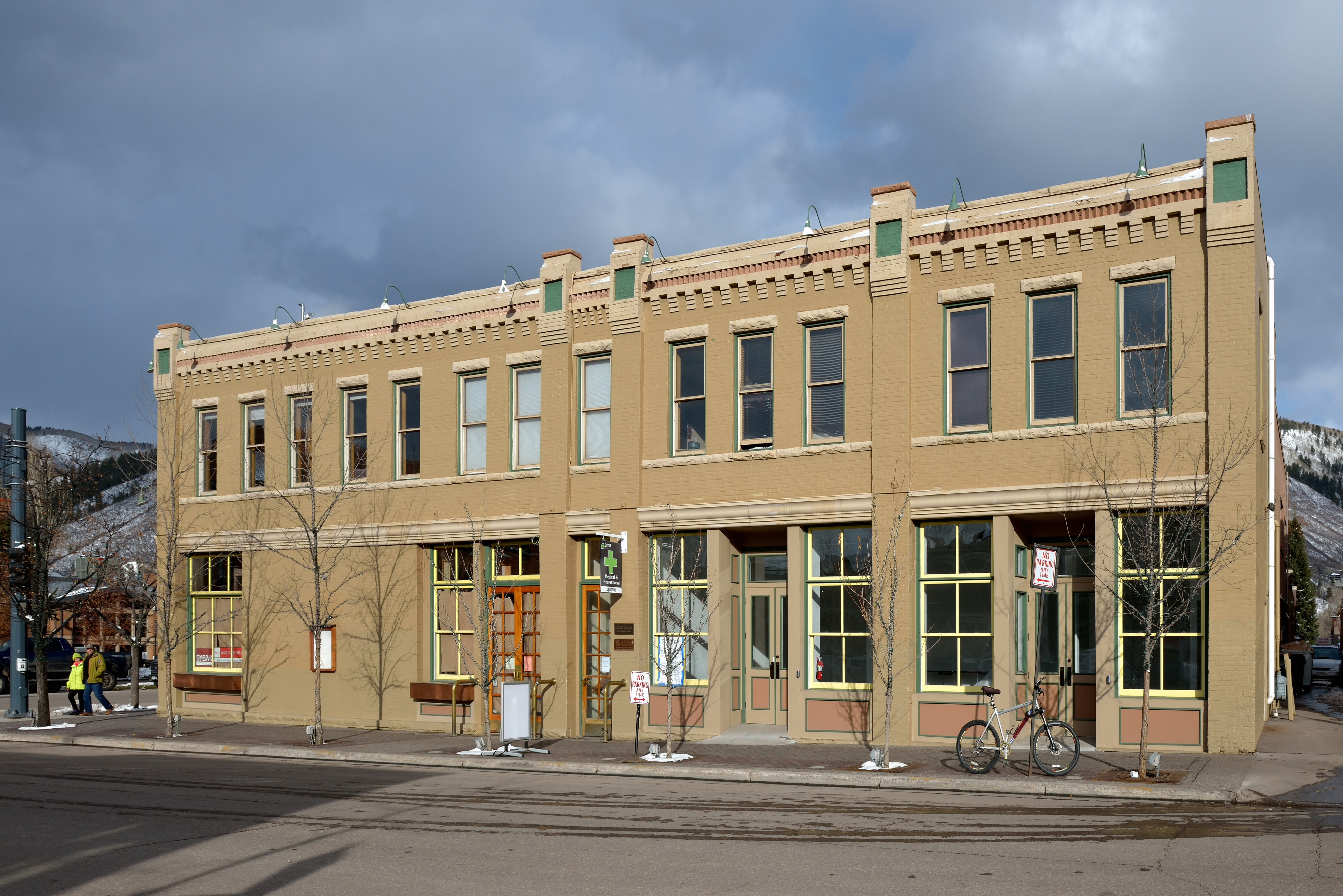 Aspen building S Mill street and Main street 2016