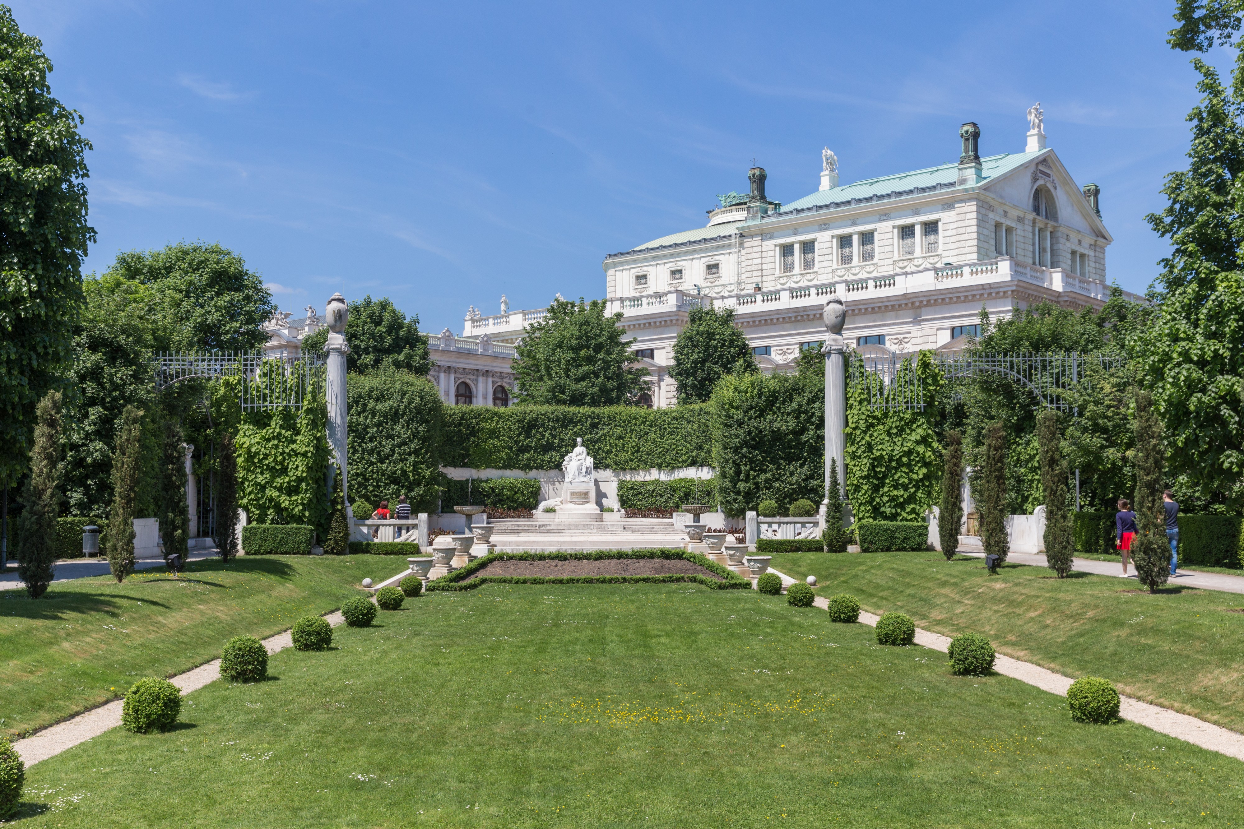AT 20134 - Empress Elisabeth monument, Volksgarten, Vienna - 6124
