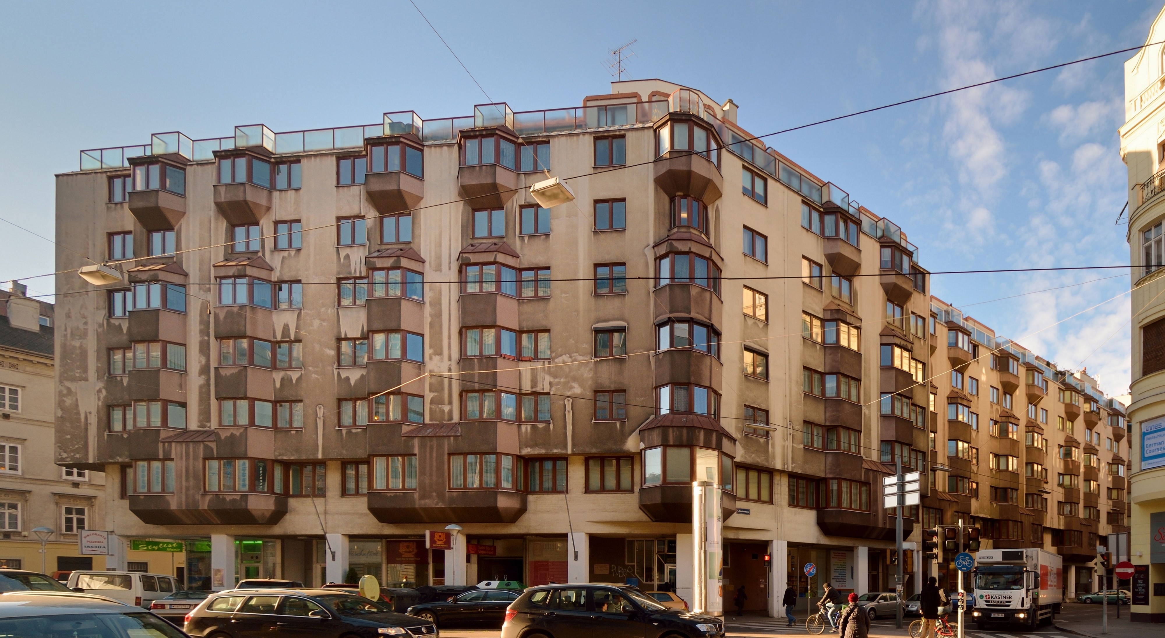 August-Bergmann-Hof Favoritenstrasse 8-DSC 5409w