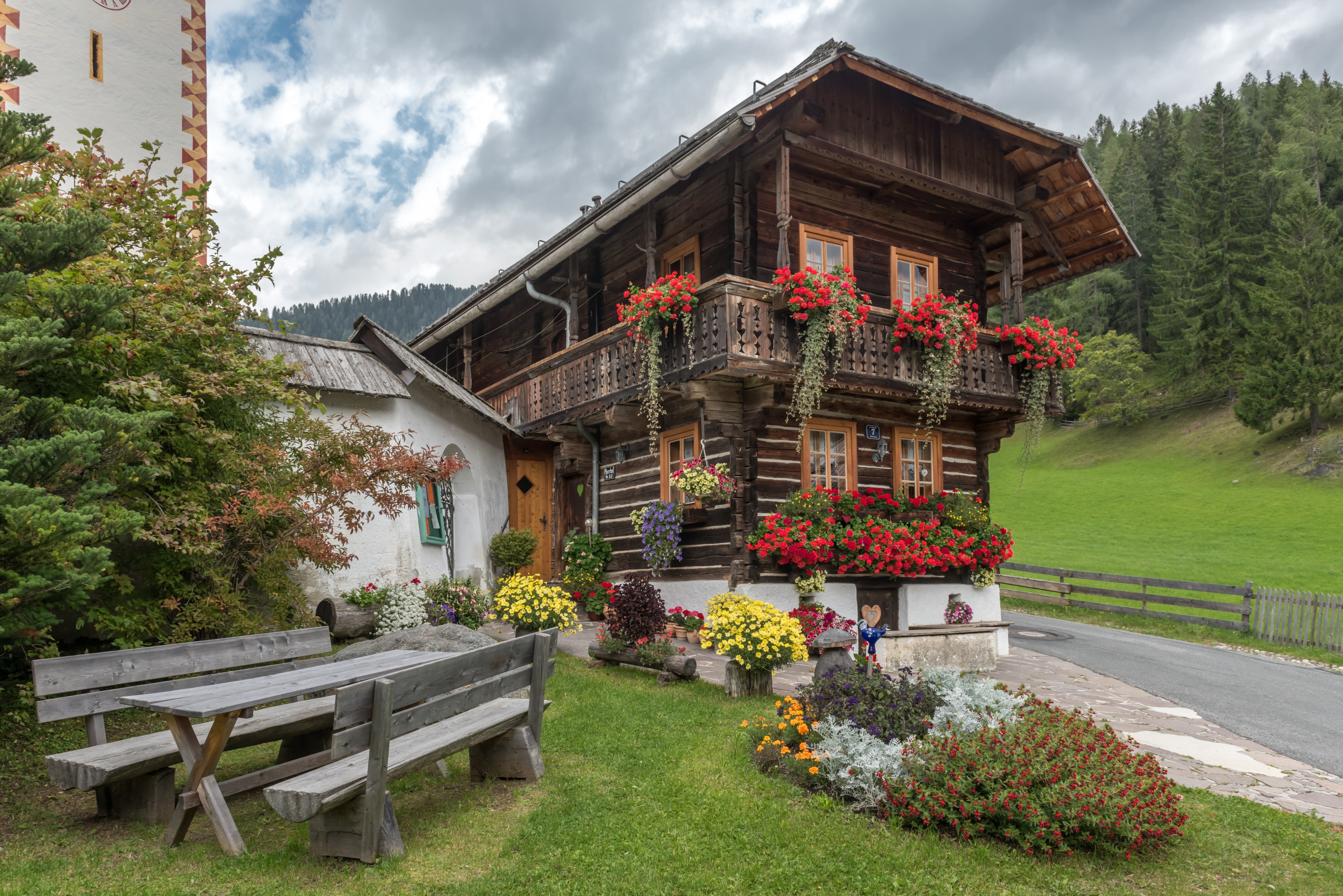 Bad Kleinkirchheim St Oswald Kirchweg 7 Pfarrhof SO-Ansicht 17092015 7585