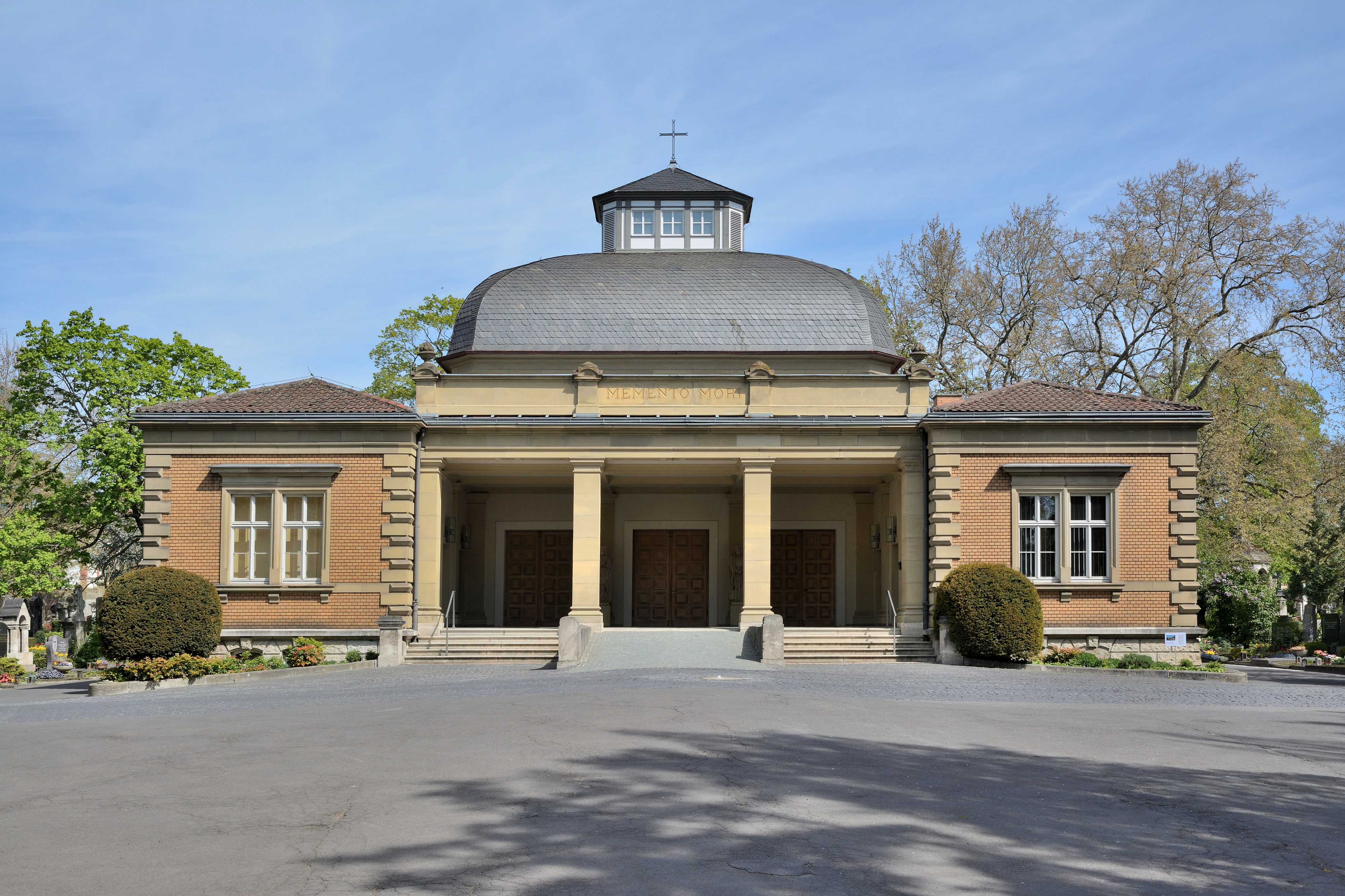 Bayern, Würzburg, Hauptfriedhof NIK 5586