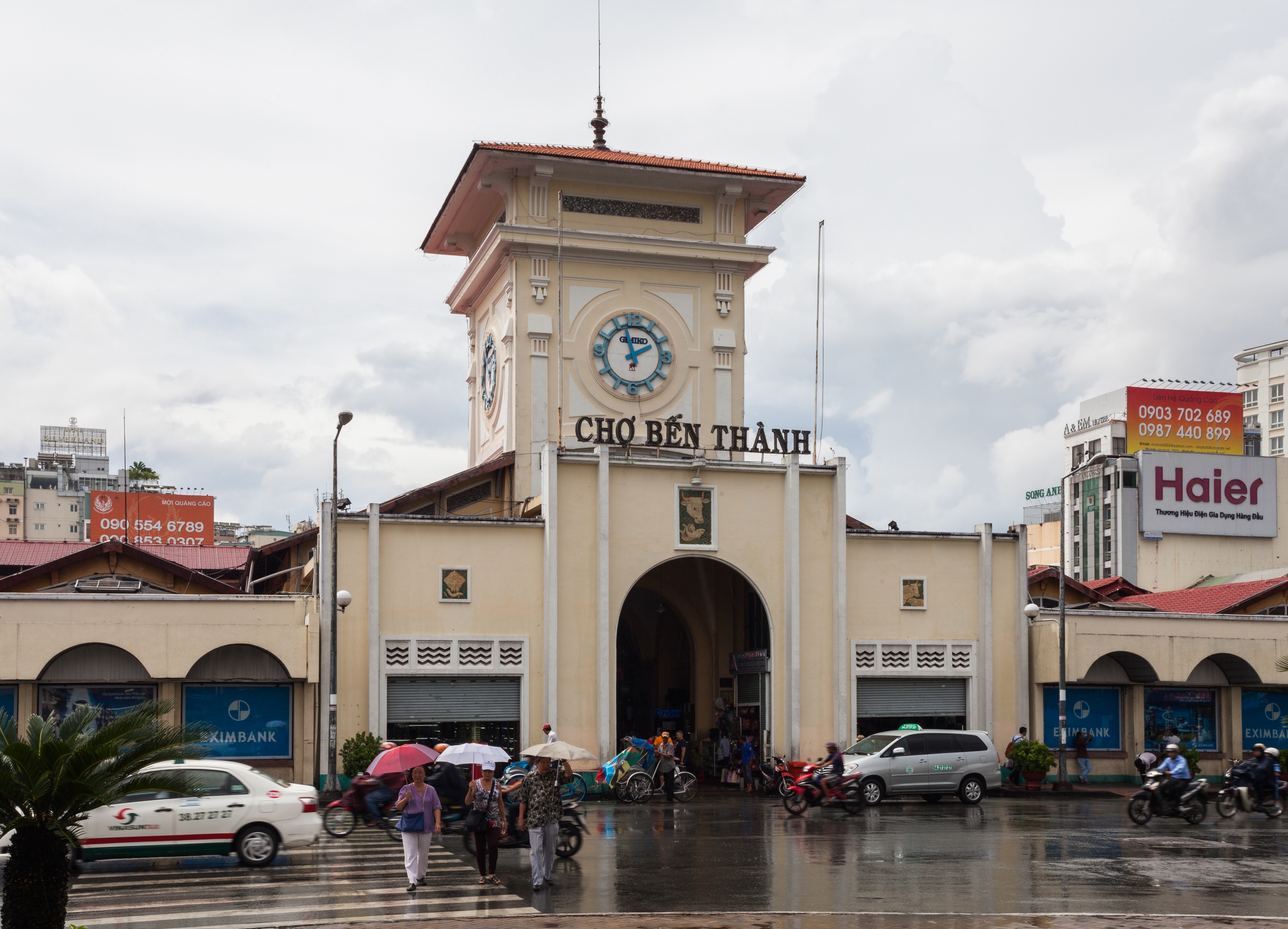Ben Thanh, Ciudad Ho Chi Minh, Vietnam, 2013-08-14, DD 01