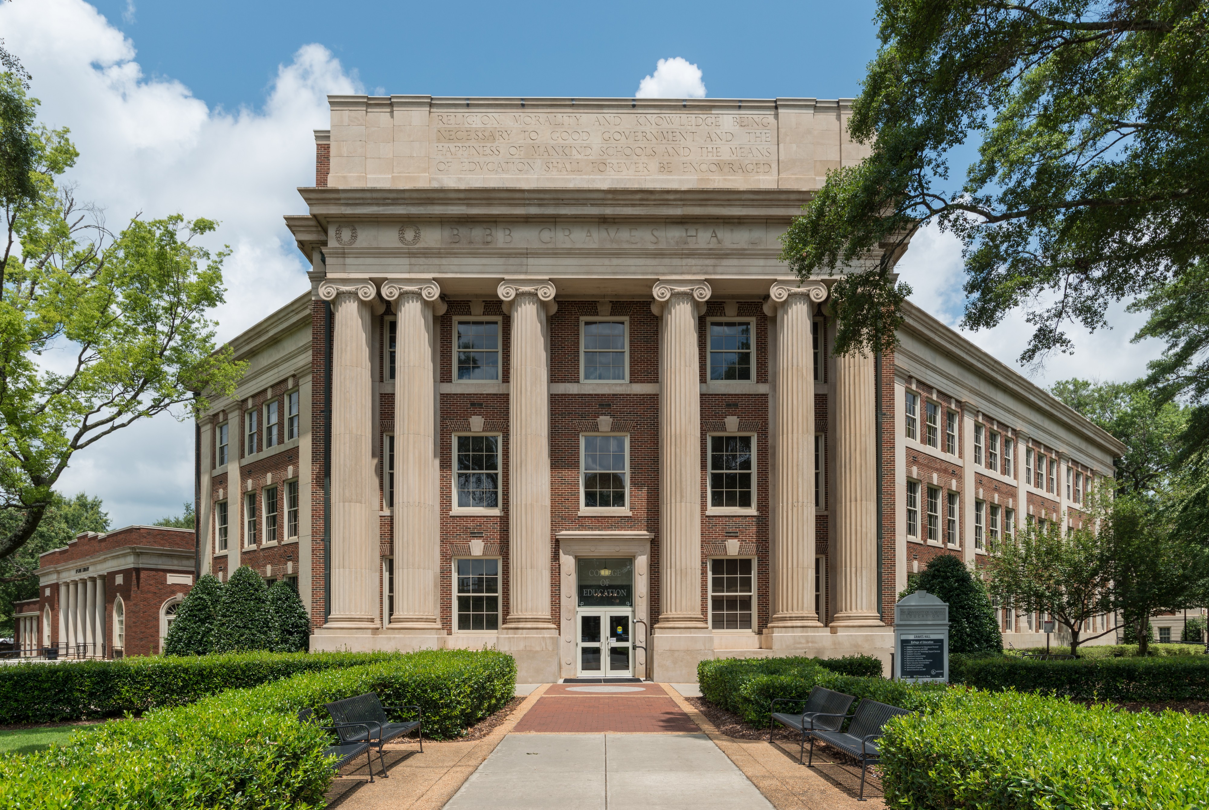 Bibb Graves Hall, UA, Tuscaloosa, Southeast view 20160714 1