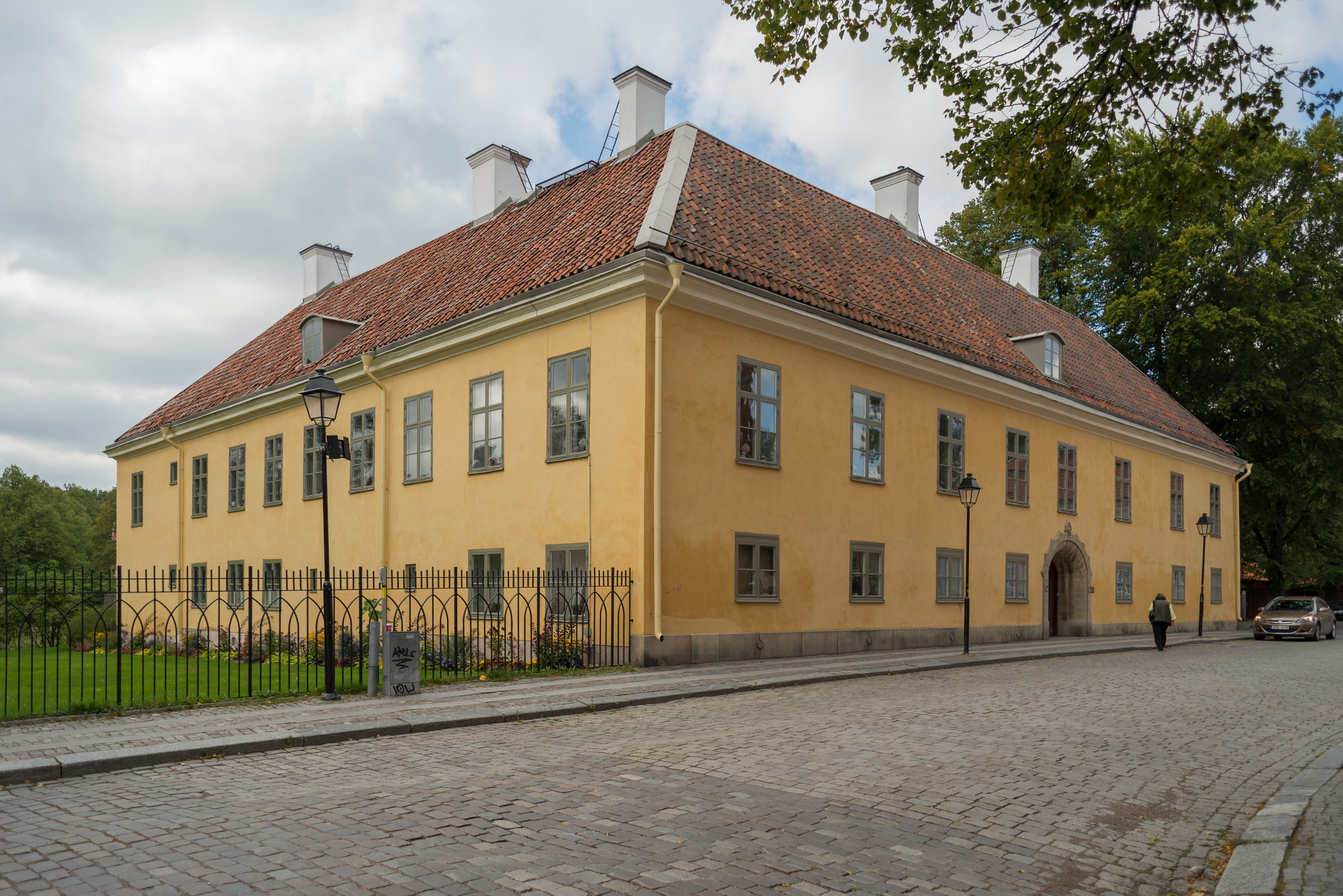 Biskopsgården September 2014 01