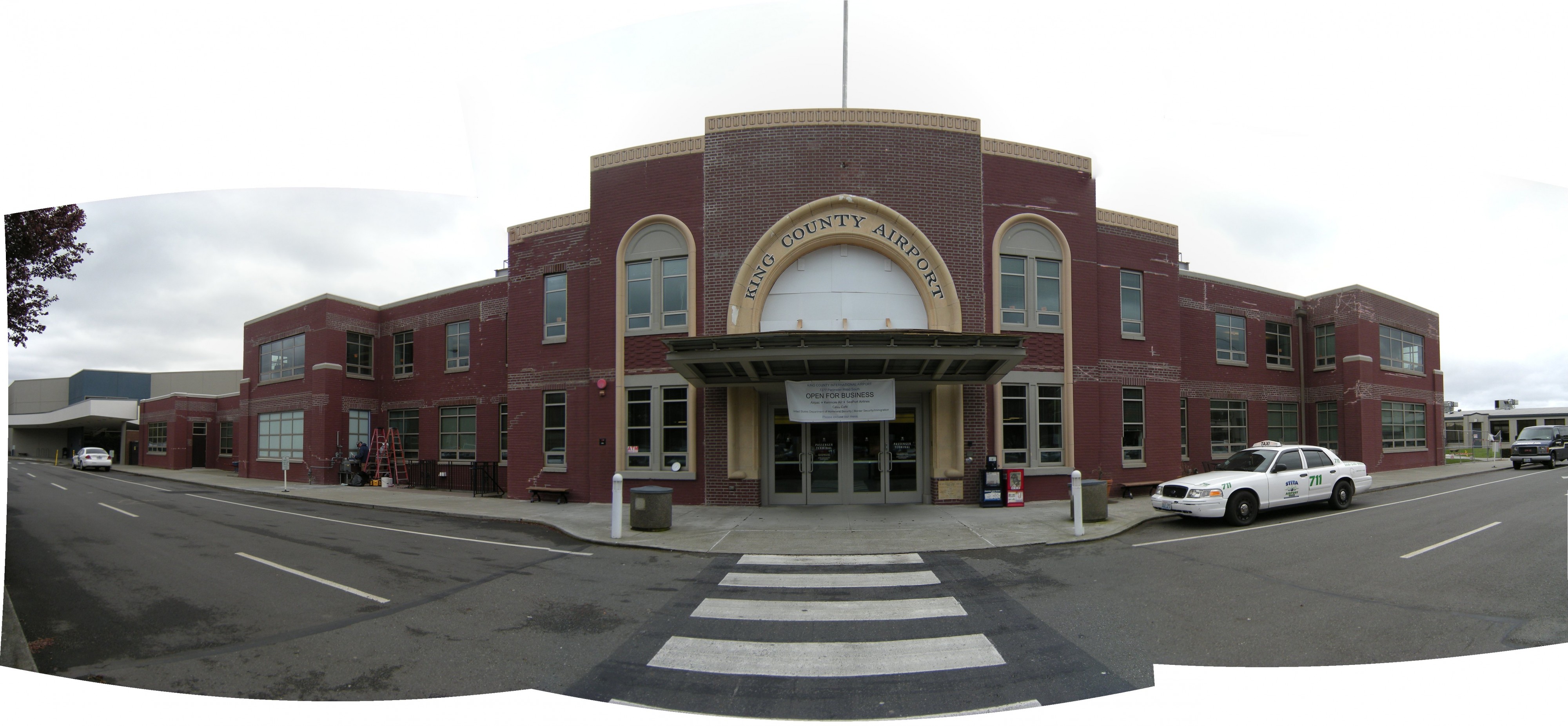 Boeing Field terminal pano 01