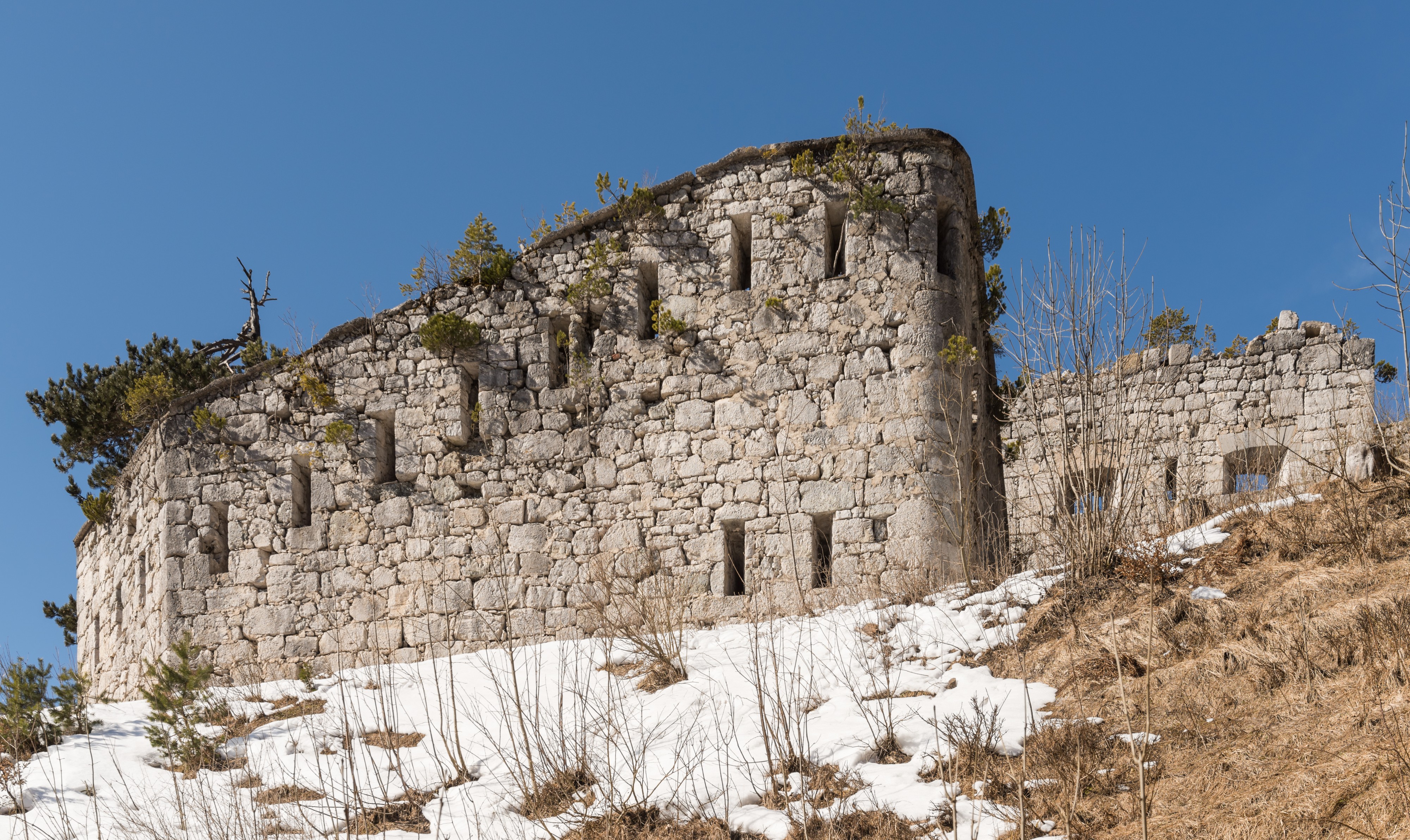 Bovec Strmec na Predelu Fort Hermann 10032015 0564