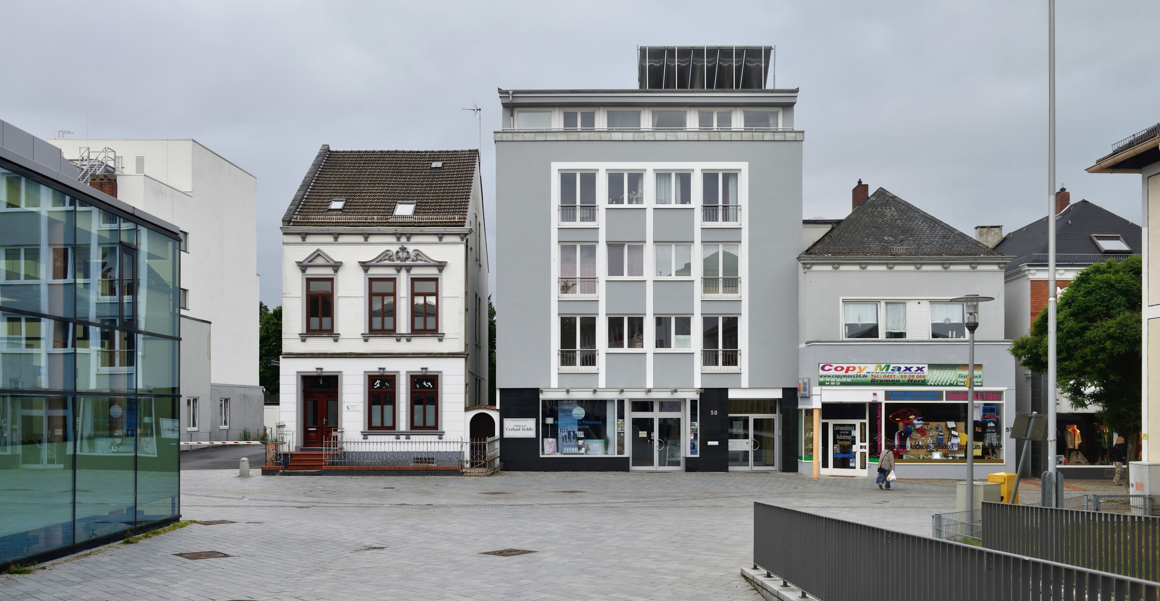 Bremen Gerhard-Rohlfs-Street 58 with plaque