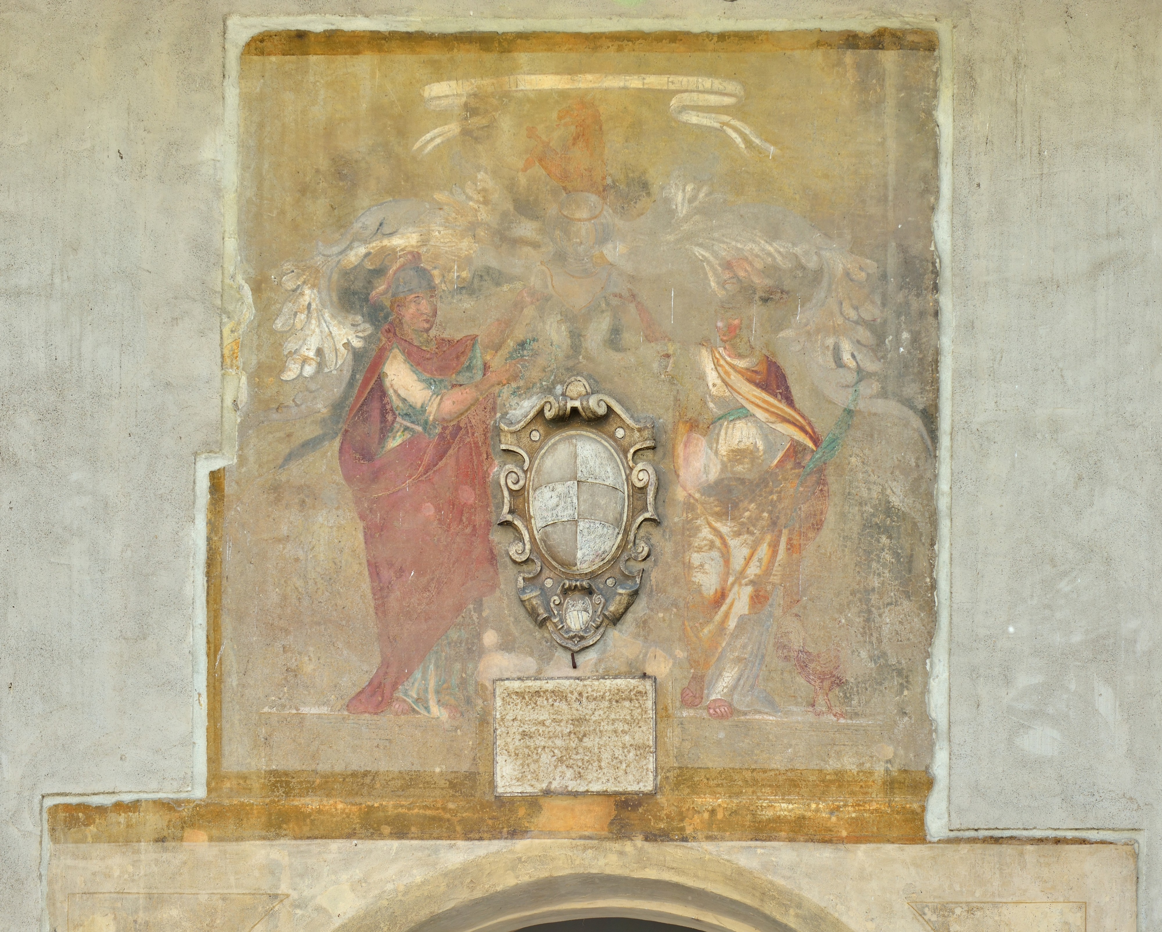 Brescia Castello affresco sulle fortificazioni