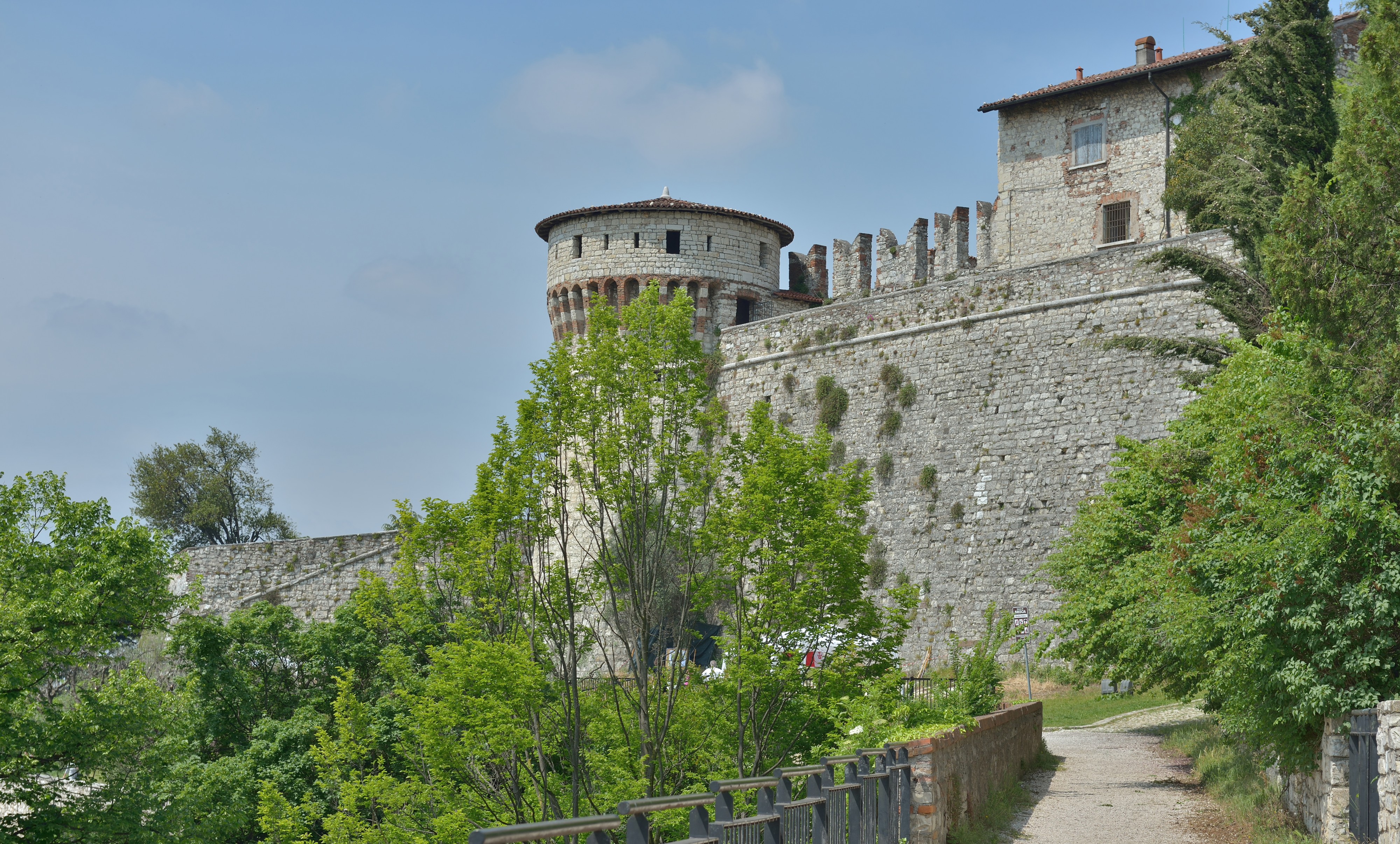 Brescia Castello fortificazioni e torre dei prigionieri