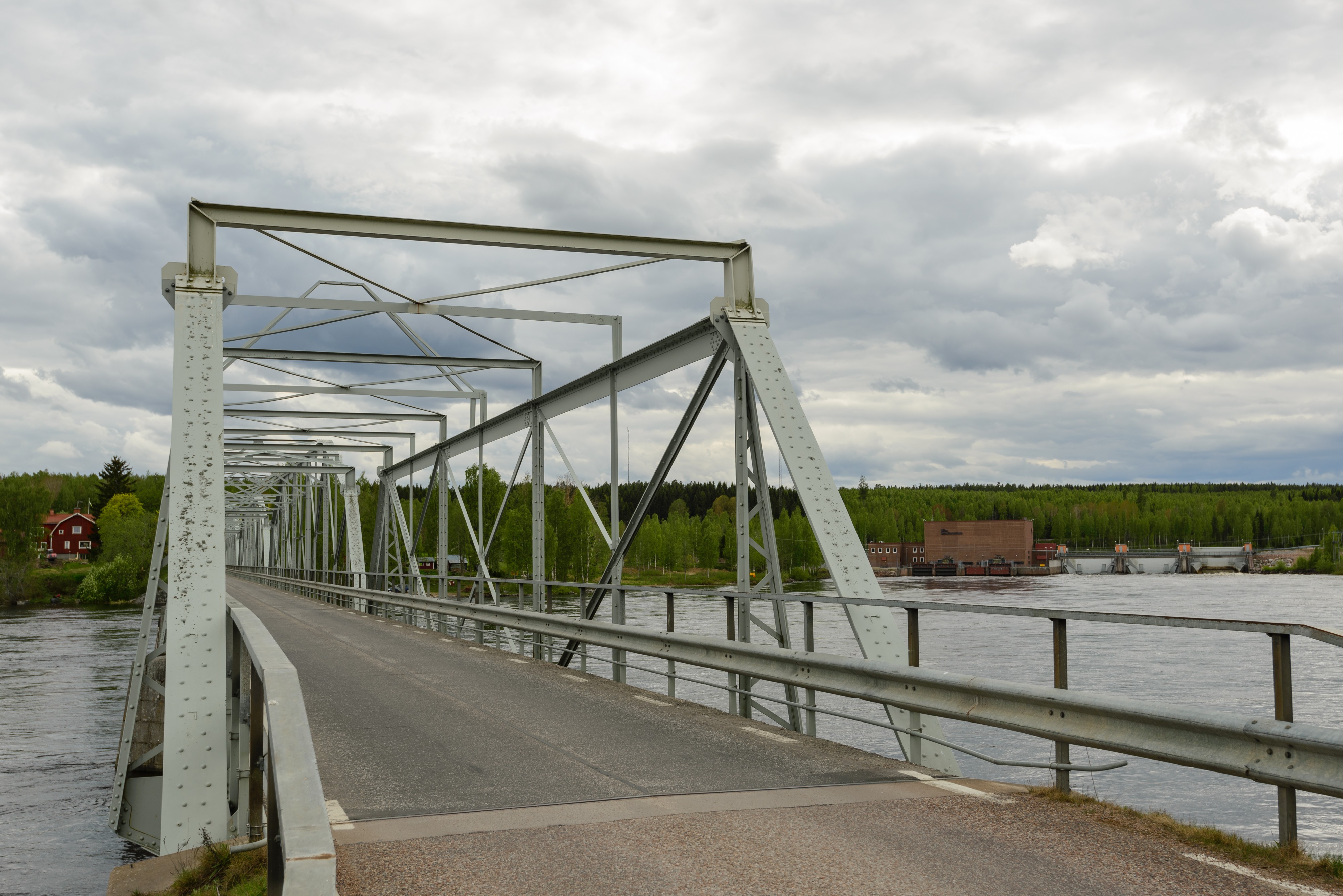 Bridge W242 May 2015 01