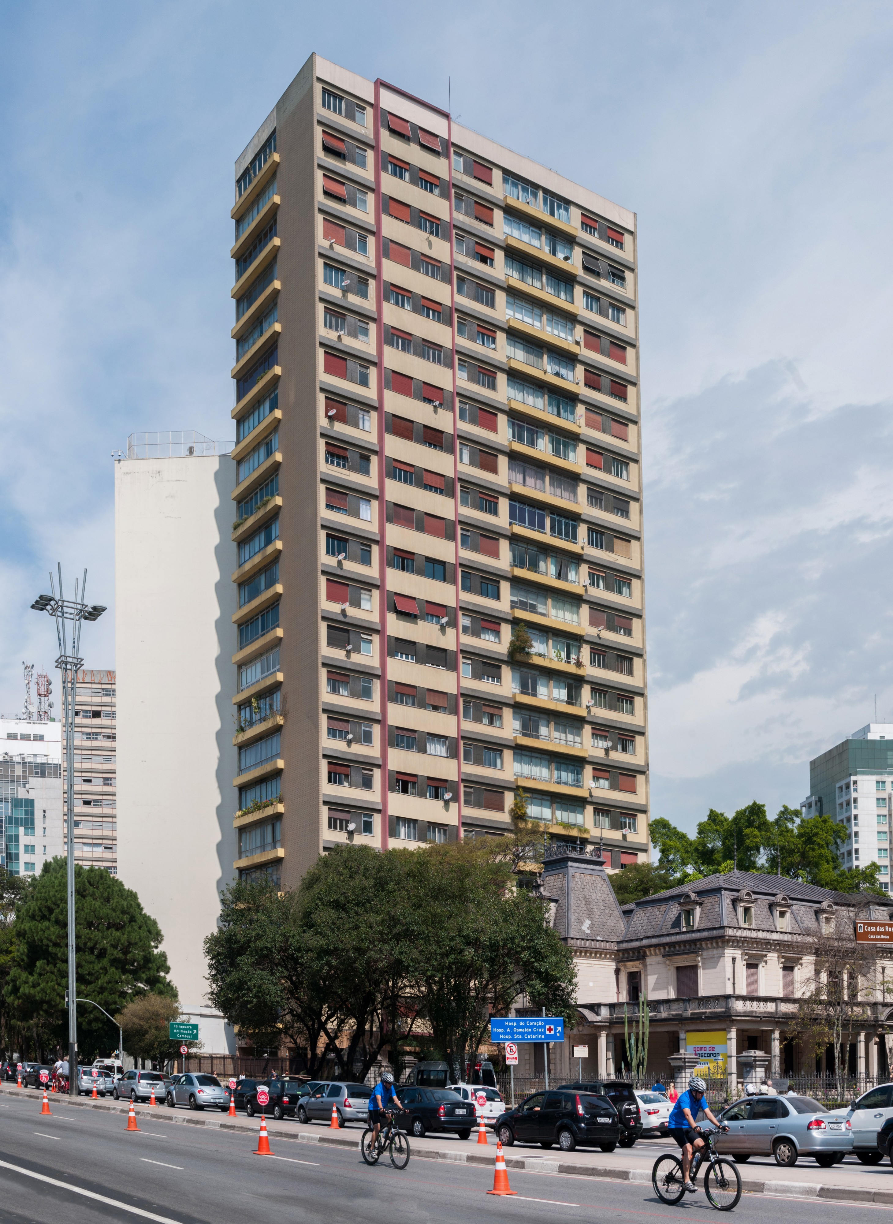Building in Paulista Avenue 2
