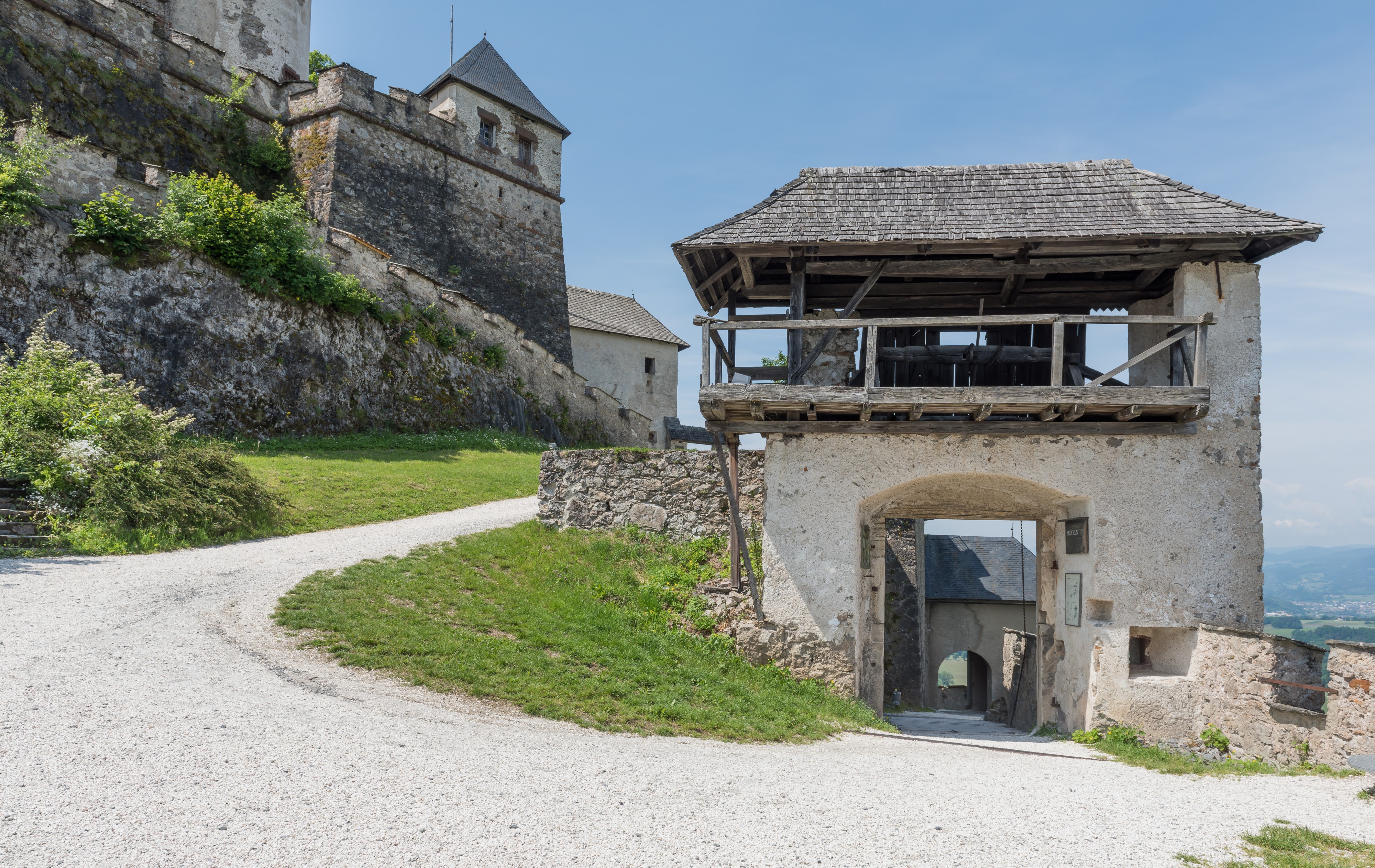 Burg Hochosterwitz 12 Brueckentor 01062015 4317